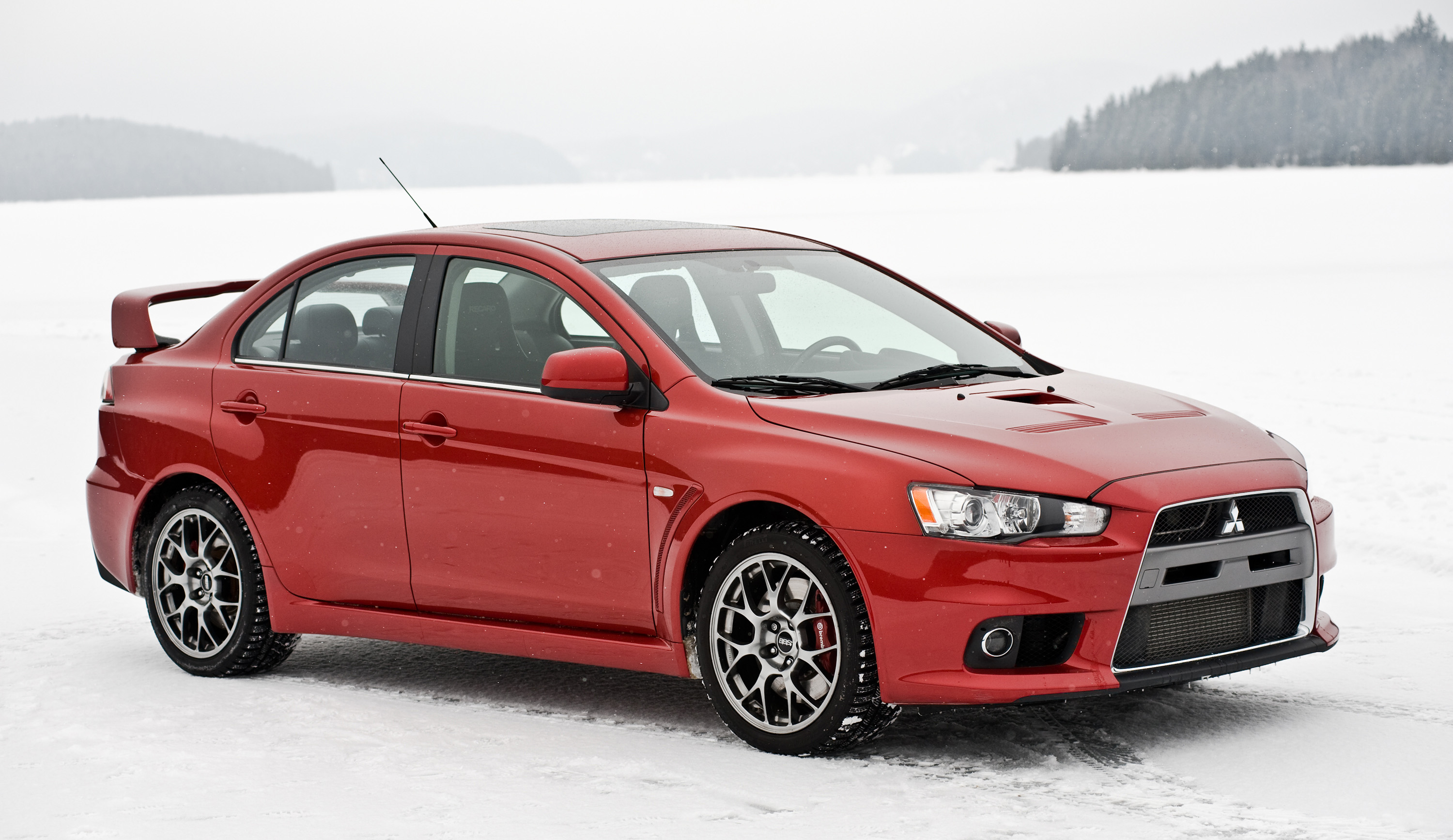 Mitsubishi Lancer Evolution photo #9