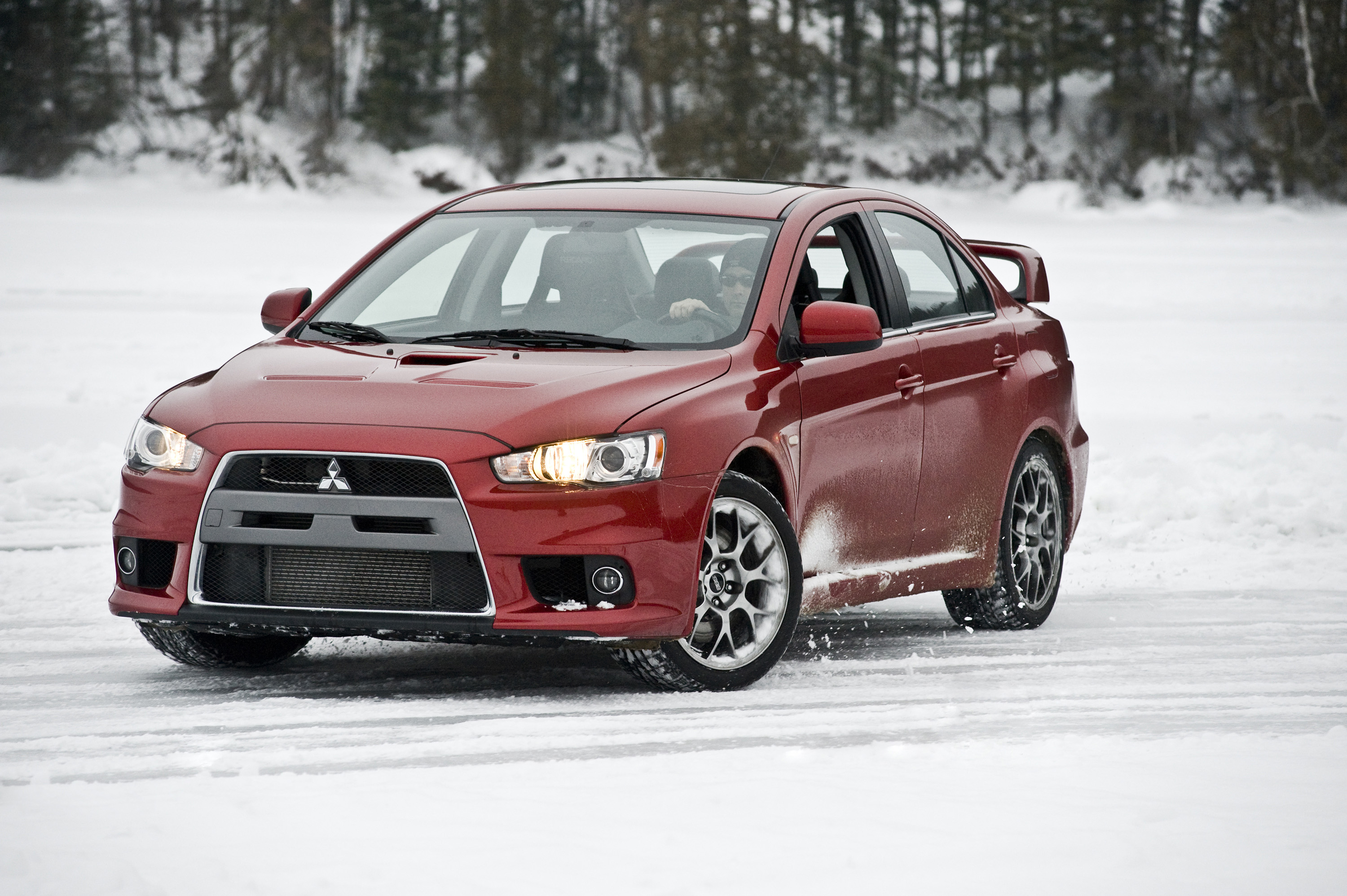 Mitsubishi Lancer Evolution photo #12