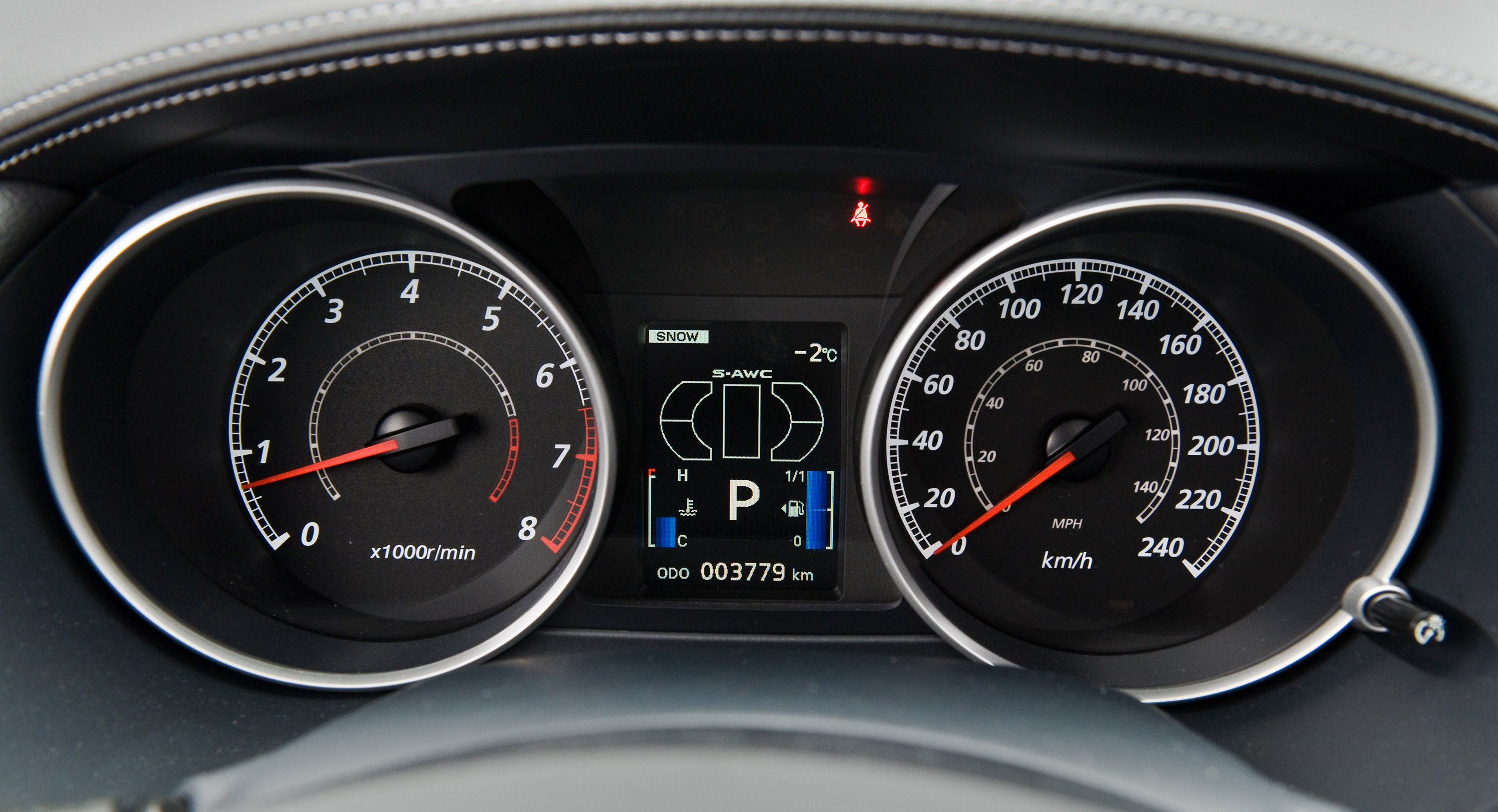 Mitsubishi Outlander photo #39