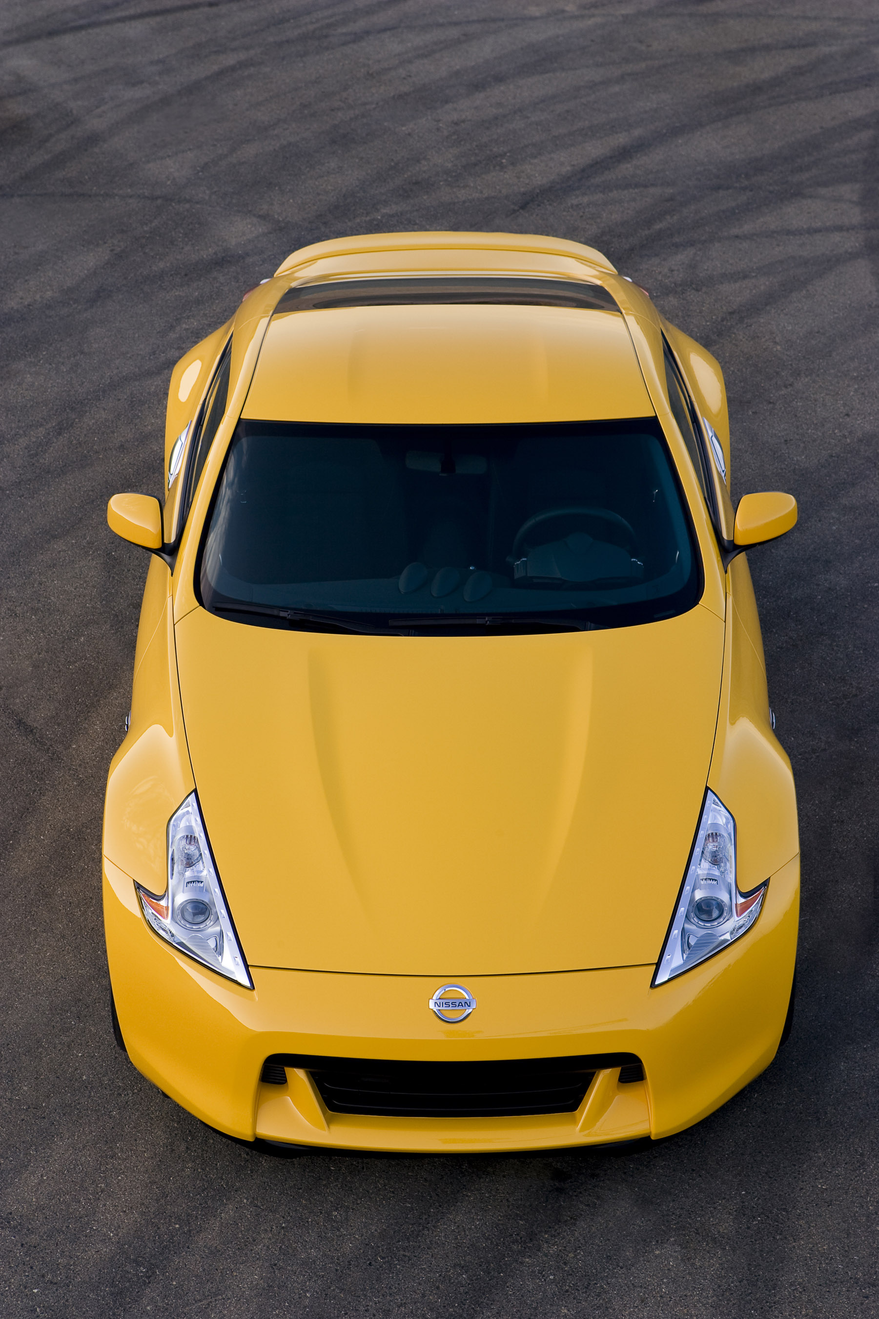 Nissan 370Z Coupe photo #4