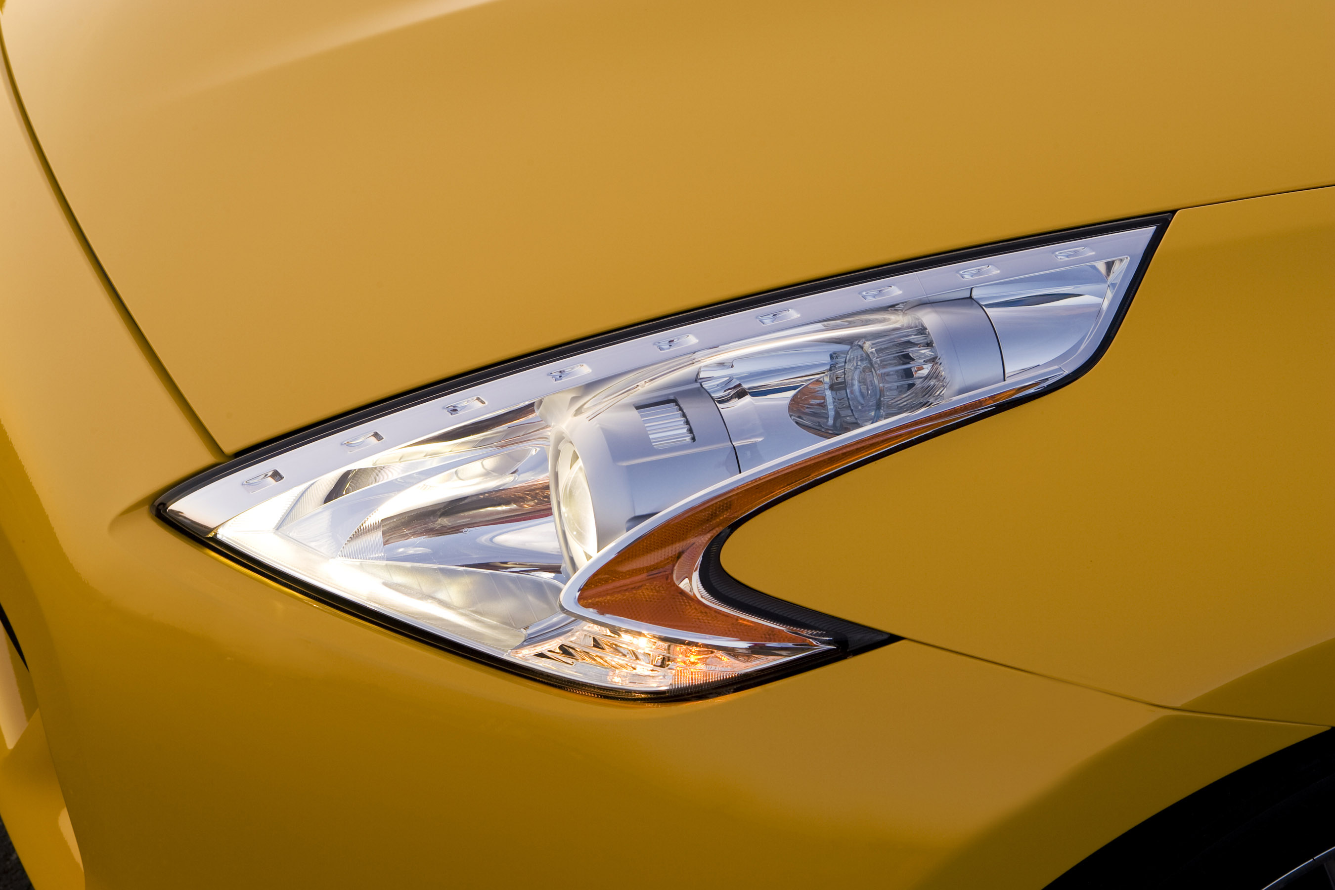Nissan 370Z Coupe photo #14