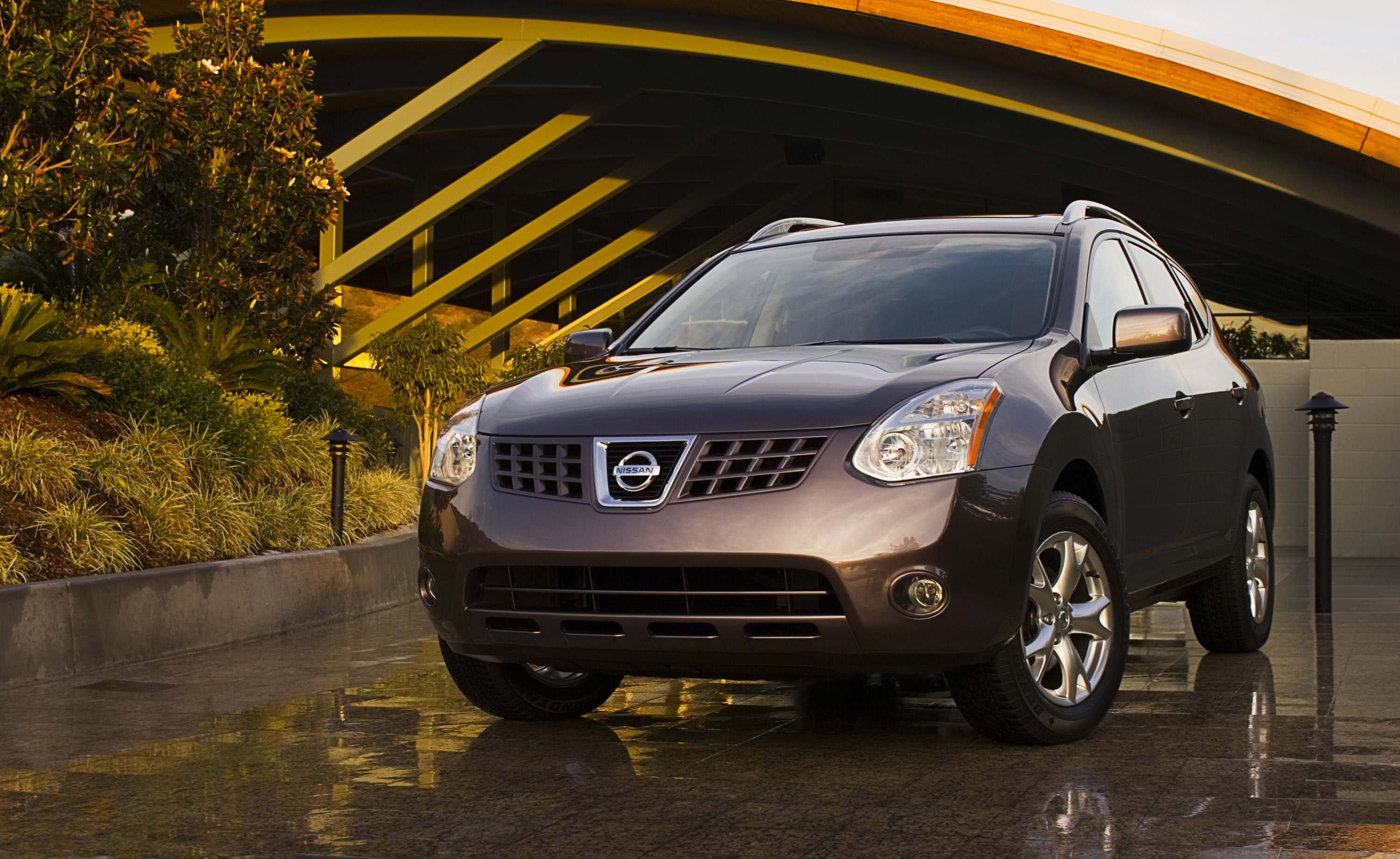 Nissan Rogue photo #2