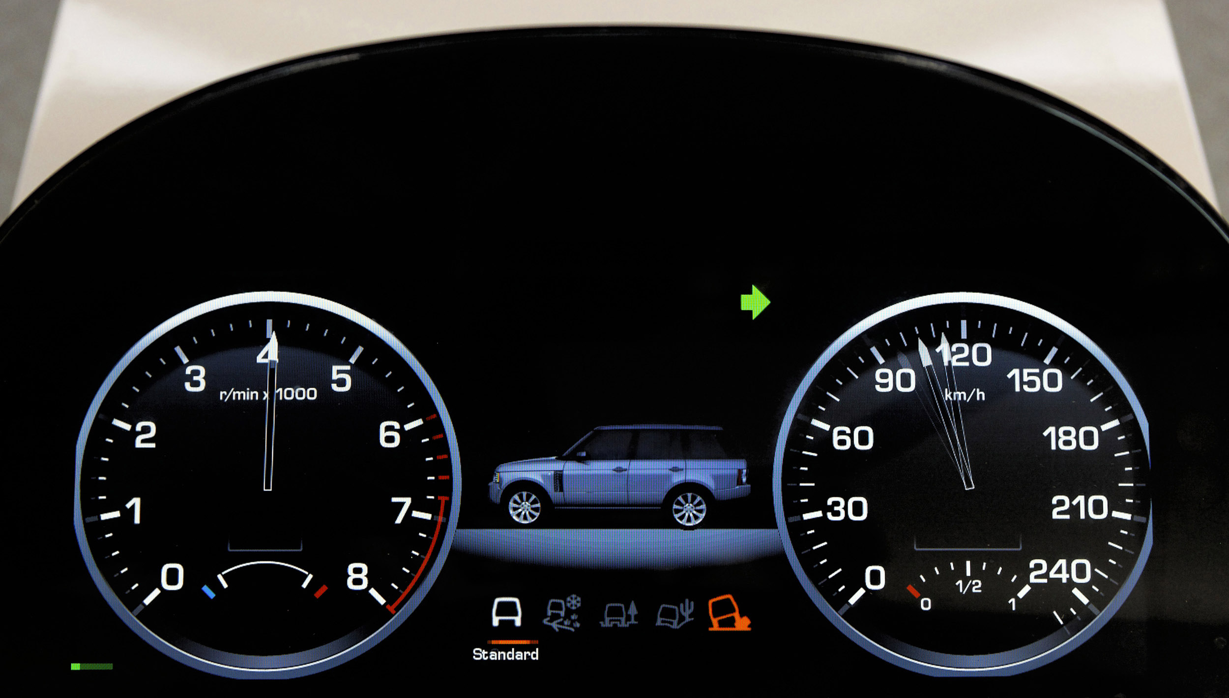 Range Rover photo #17