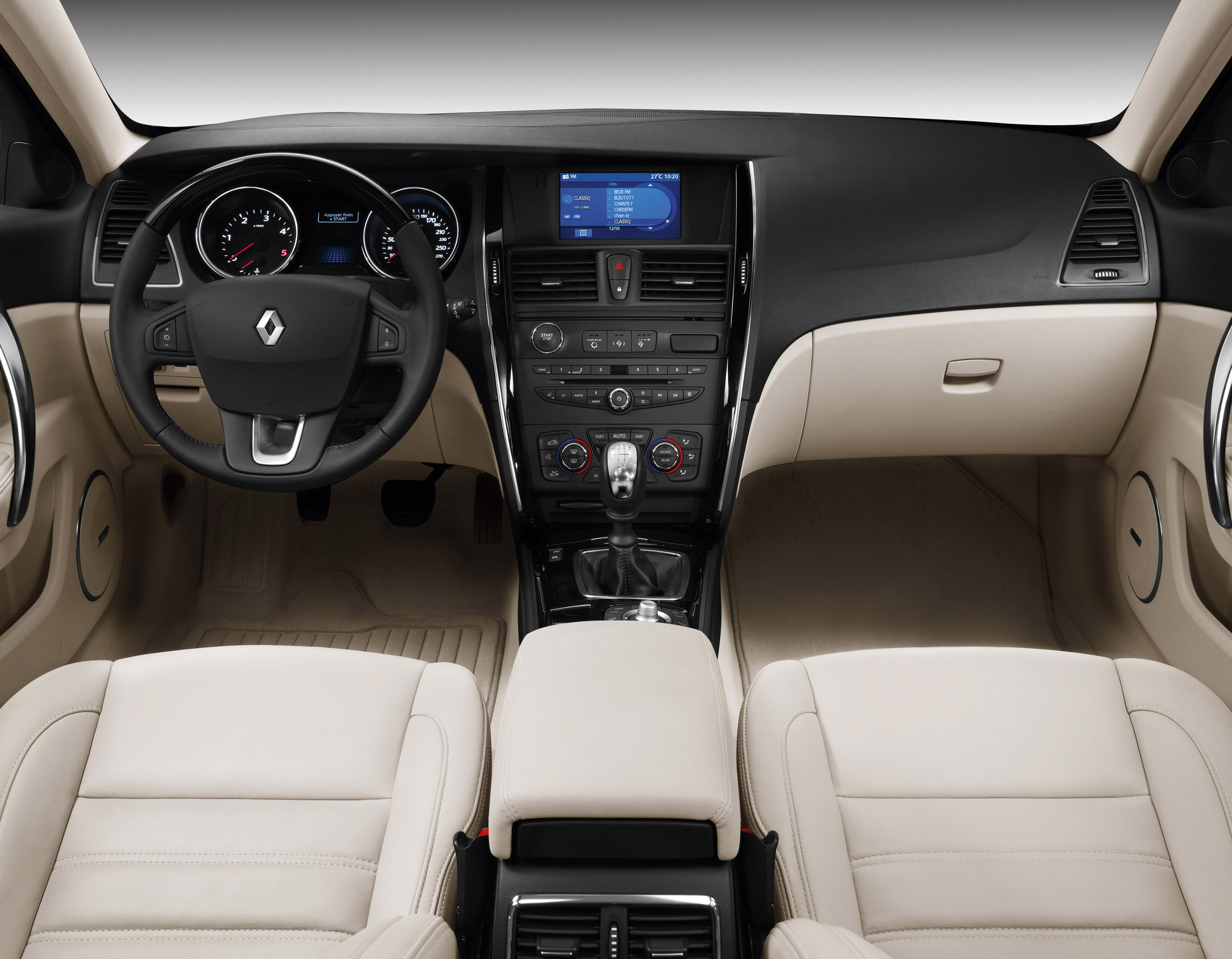 Renault Latitude photo #16