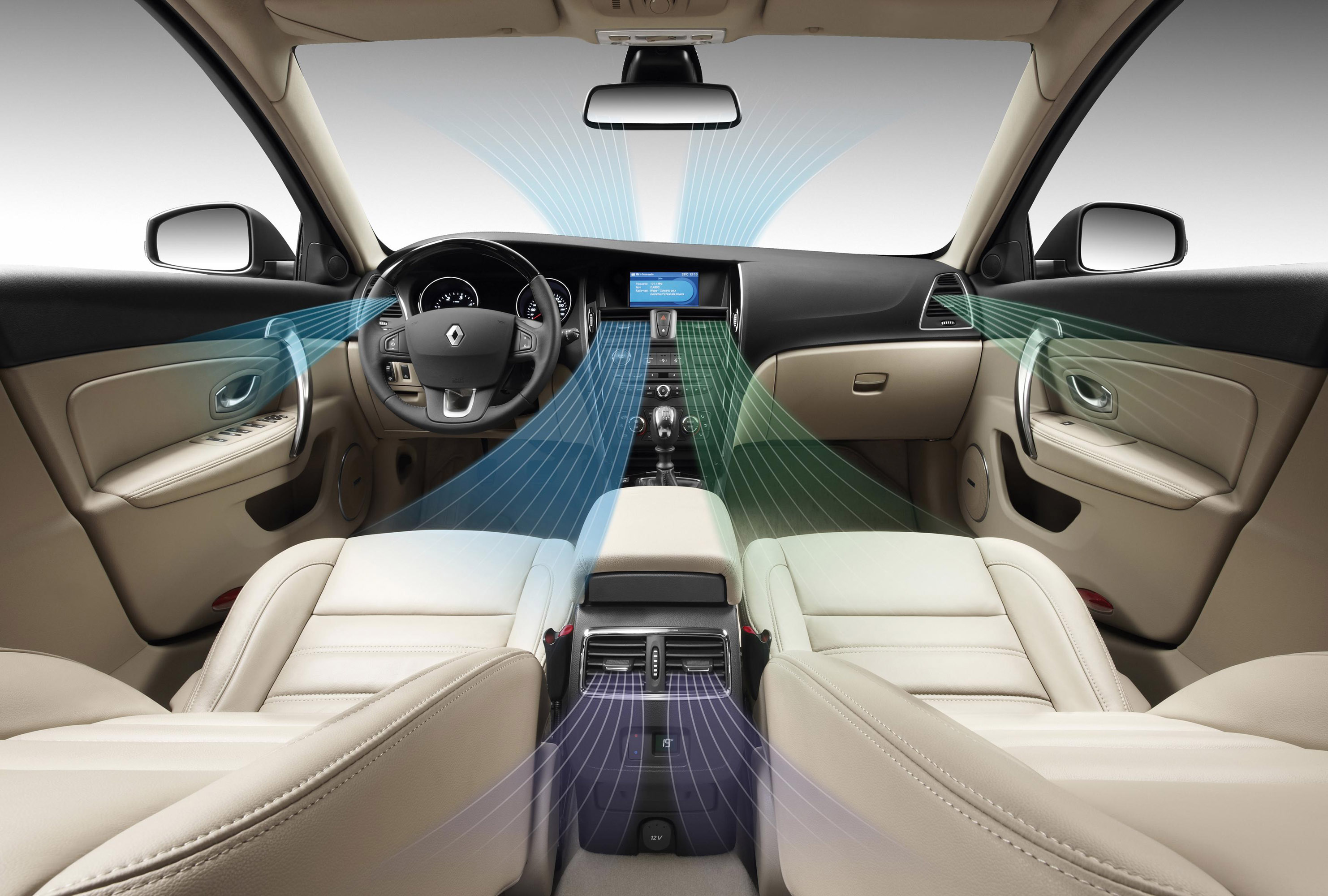 Renault Latitude photo #19