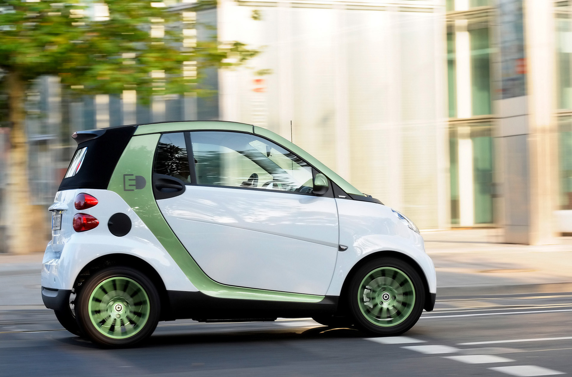 Mercedes Smart электрокар