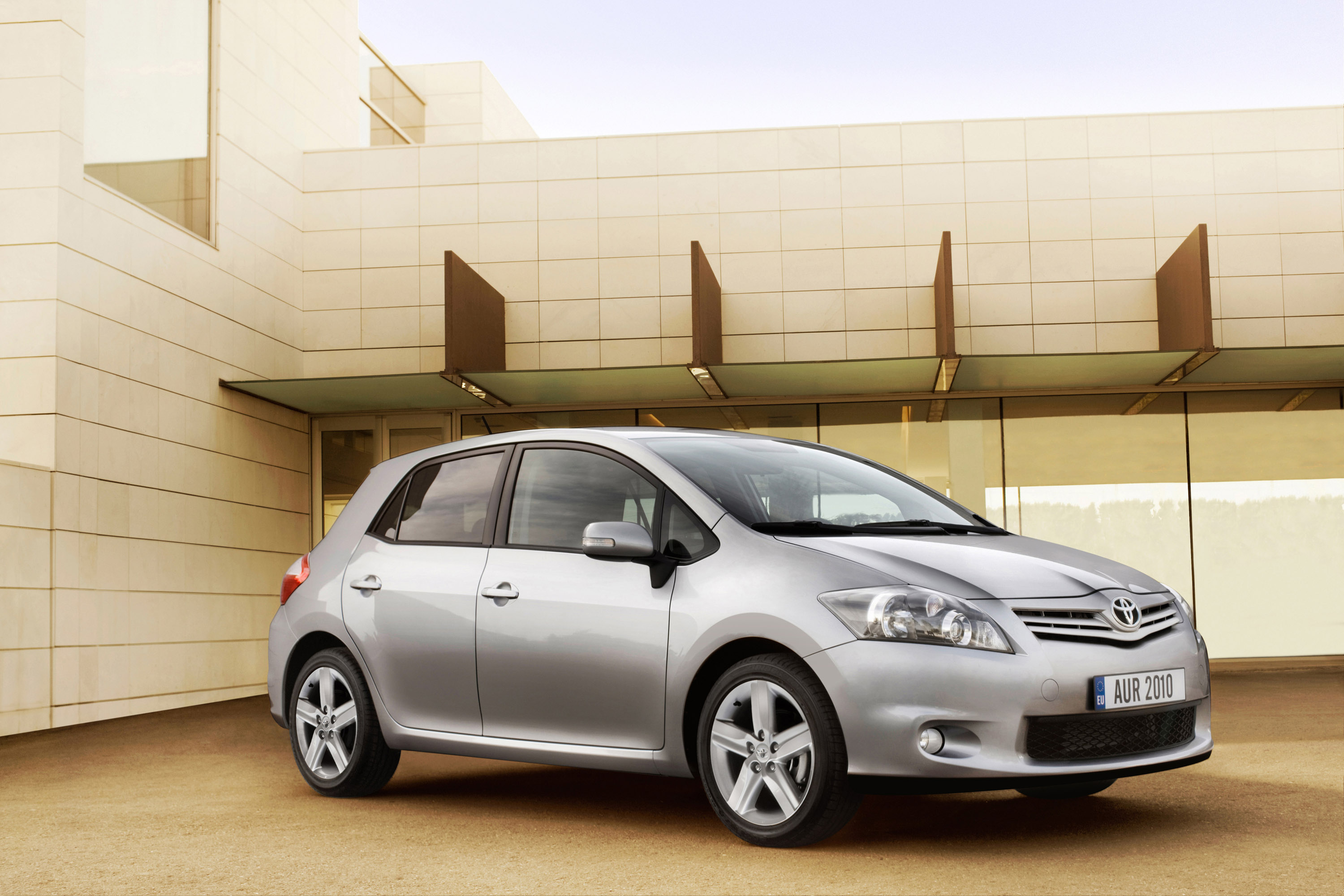 Toyota Auris photo #15