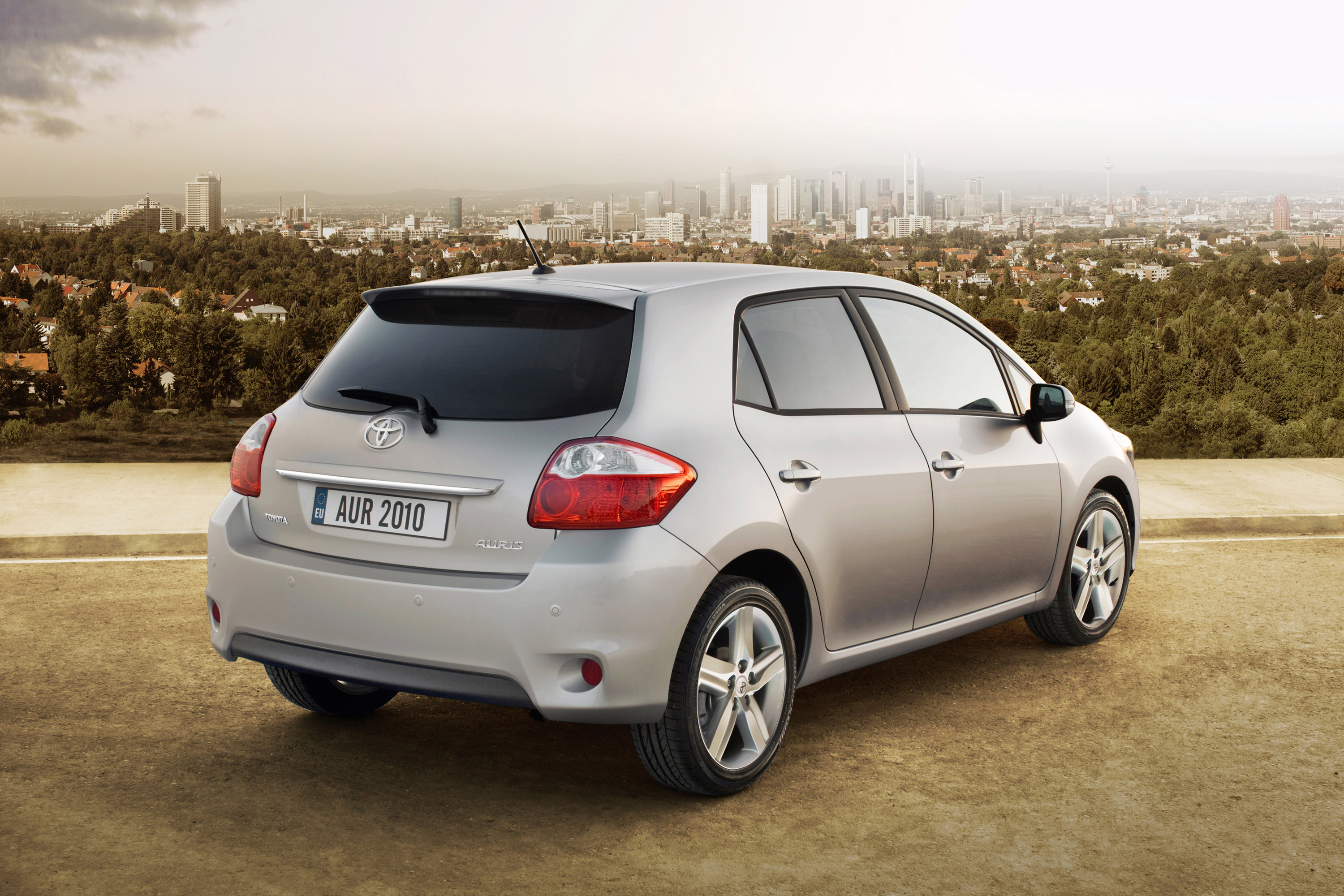 Toyota Auris photo #39