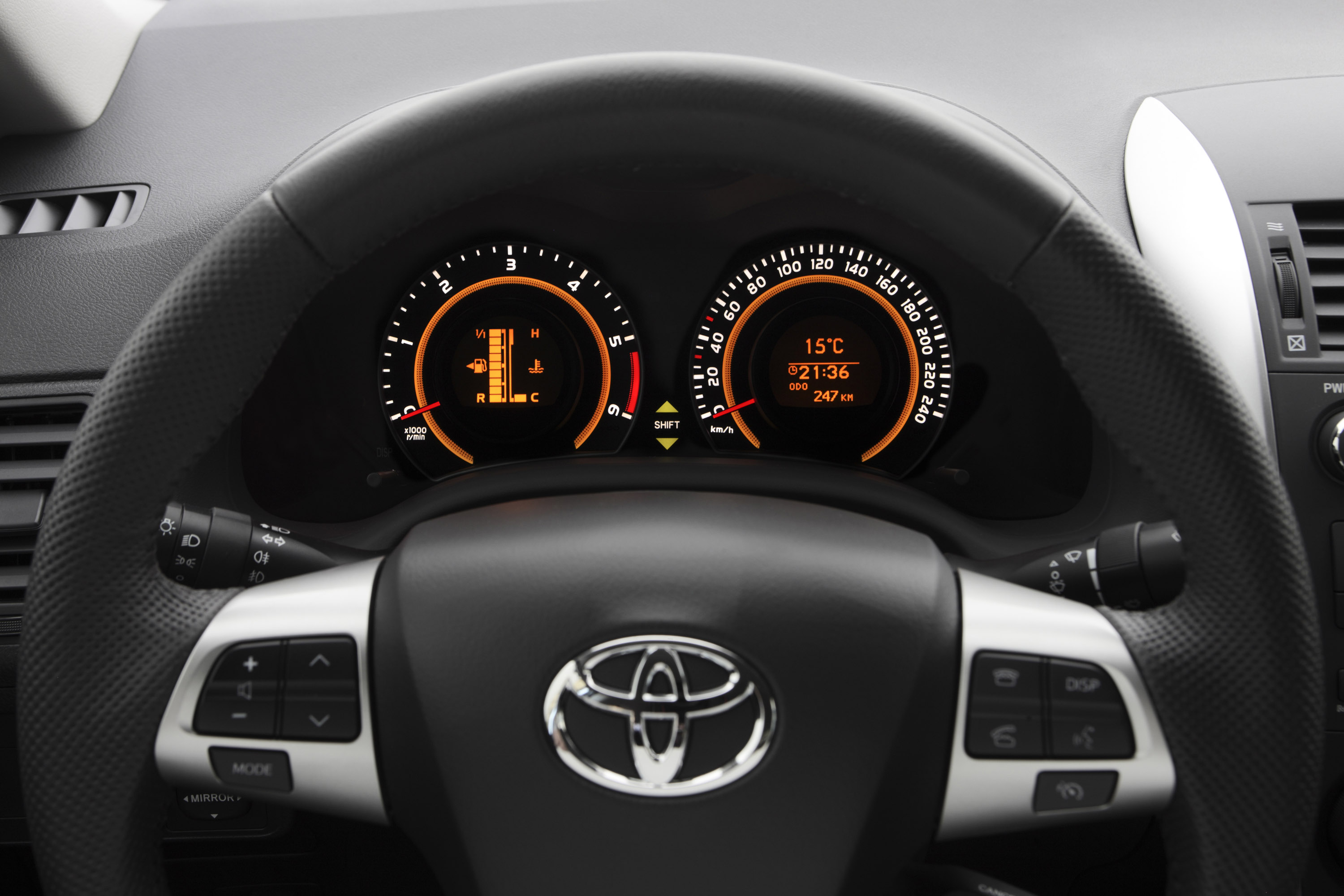 Toyota Corolla photo #25