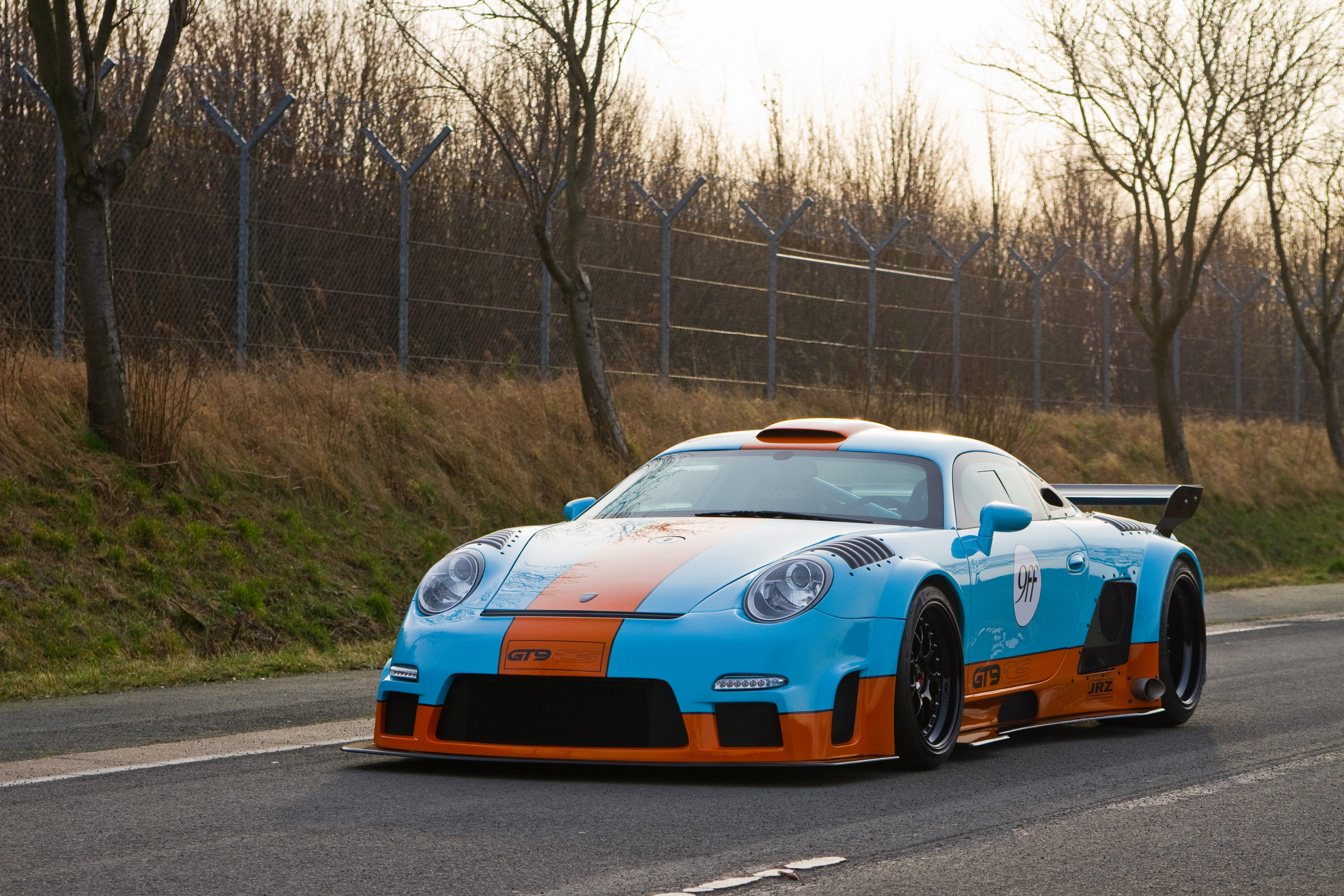9ff Porsche GT9-CS photo #23