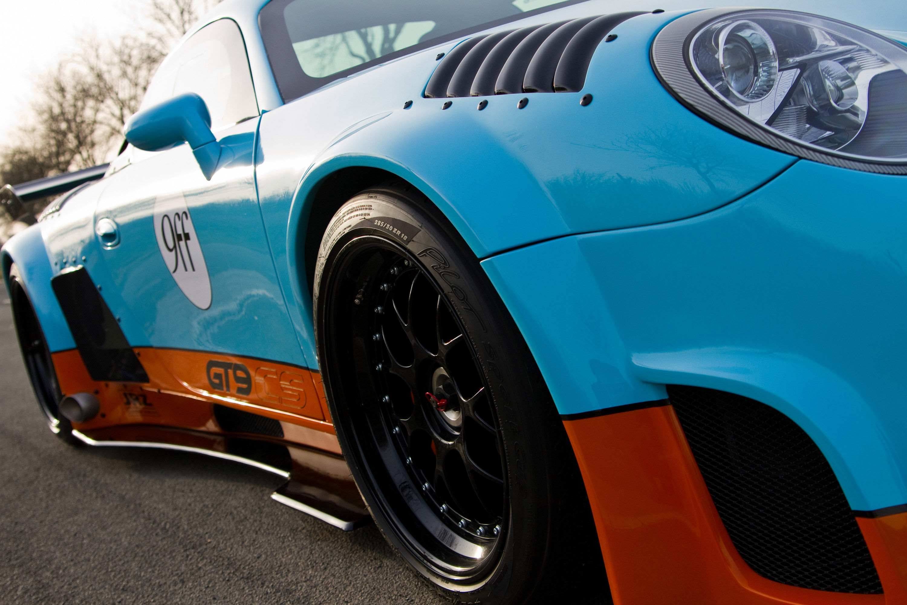 9ff Porsche GT9-CS photo #31