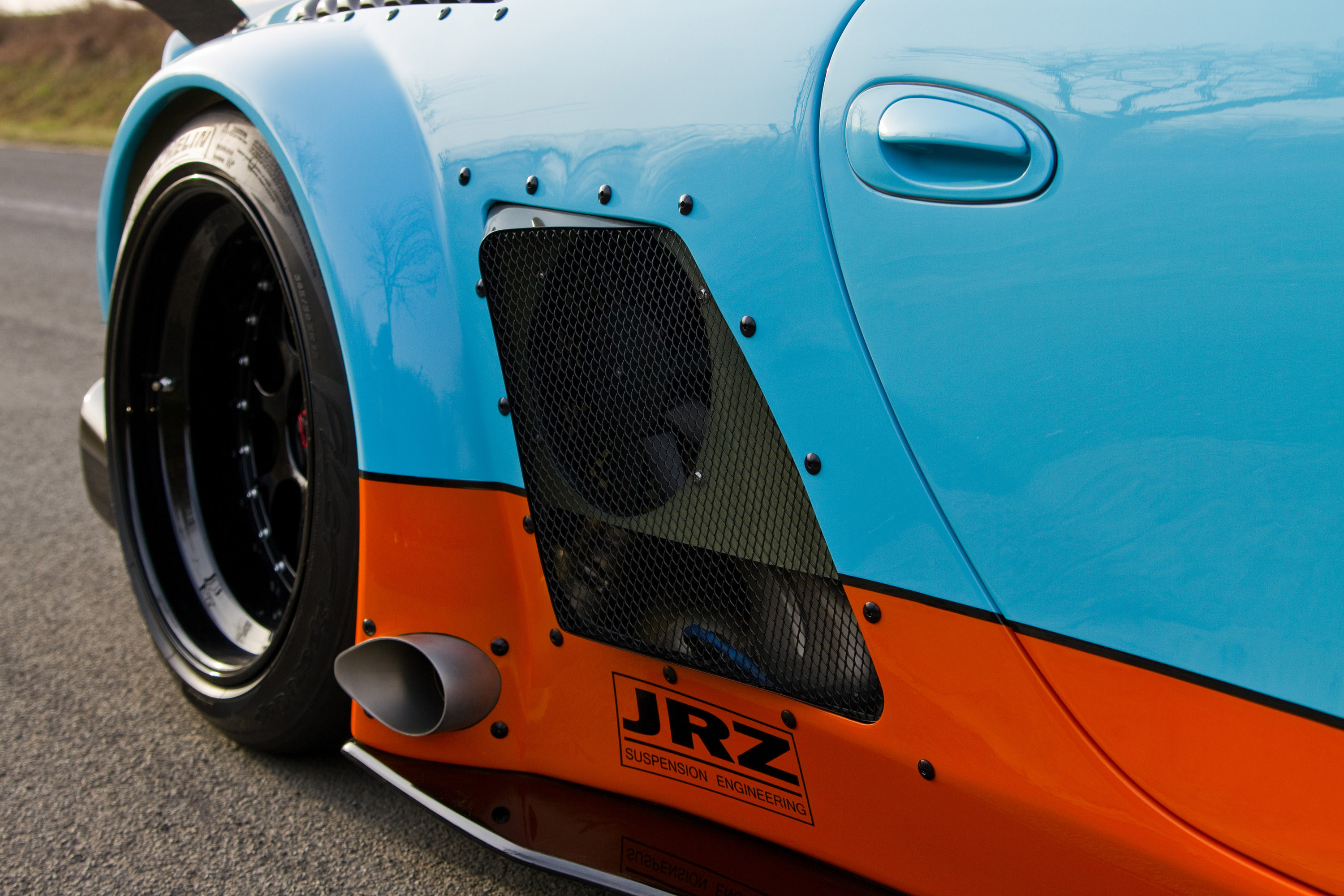 9ff Porsche GT9-CS photo #33