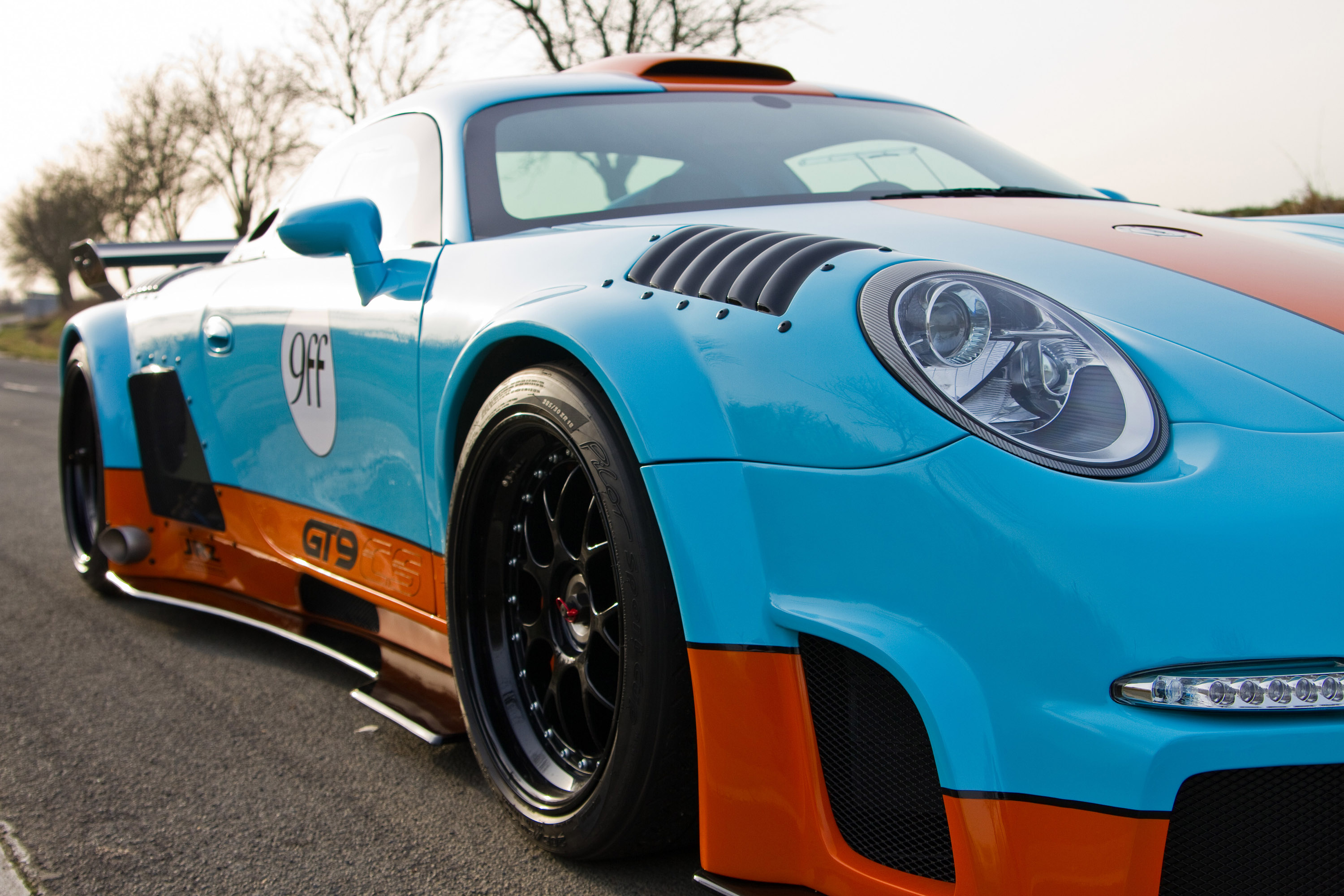 9ff Porsche GT9-CS photo #34