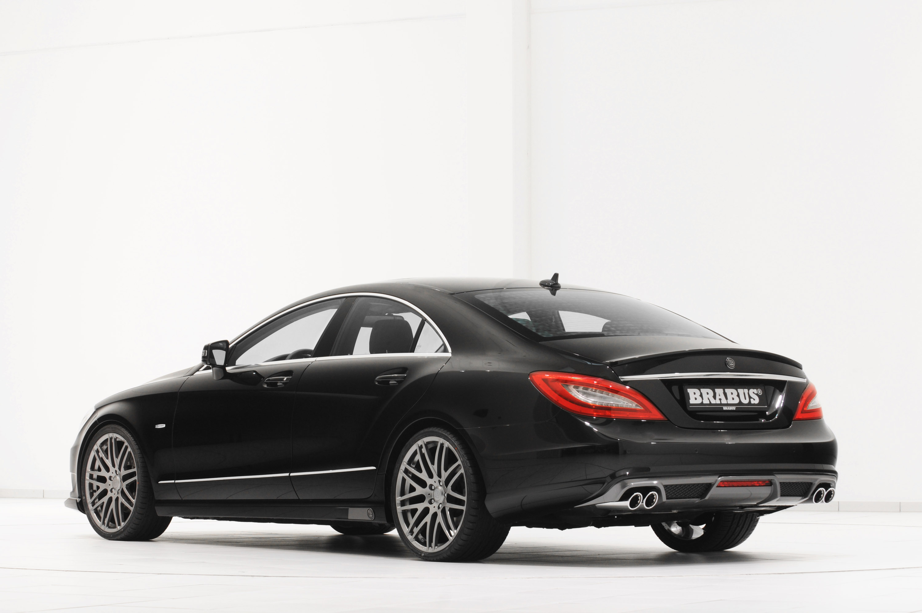 Mercedes brabus. CLS w218 Brabus. Mercedes Benz CLS 63 Brabus. Mercedes CLS 2020 Brabus. CLS 218 Brabus.
