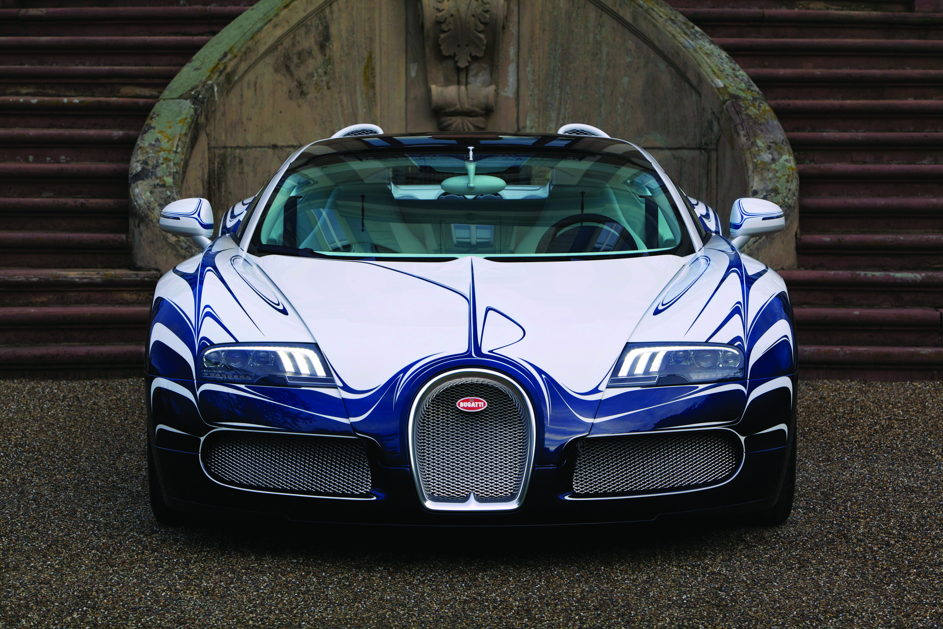 Bugatti Veyron Grand Sport LOr Blanc photo #1