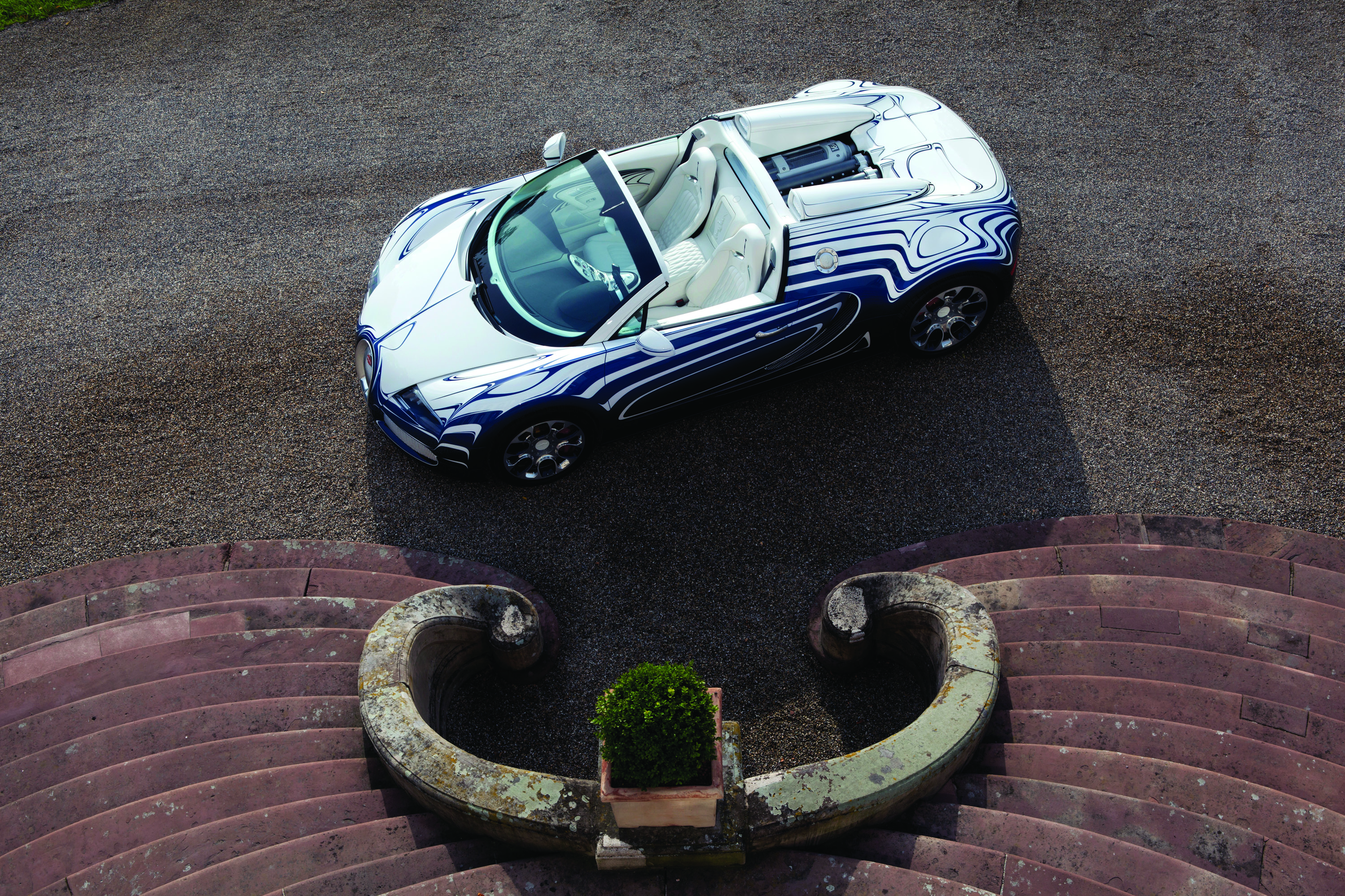 Bugatti Veyron Grand Sport LOr Blanc photo #4