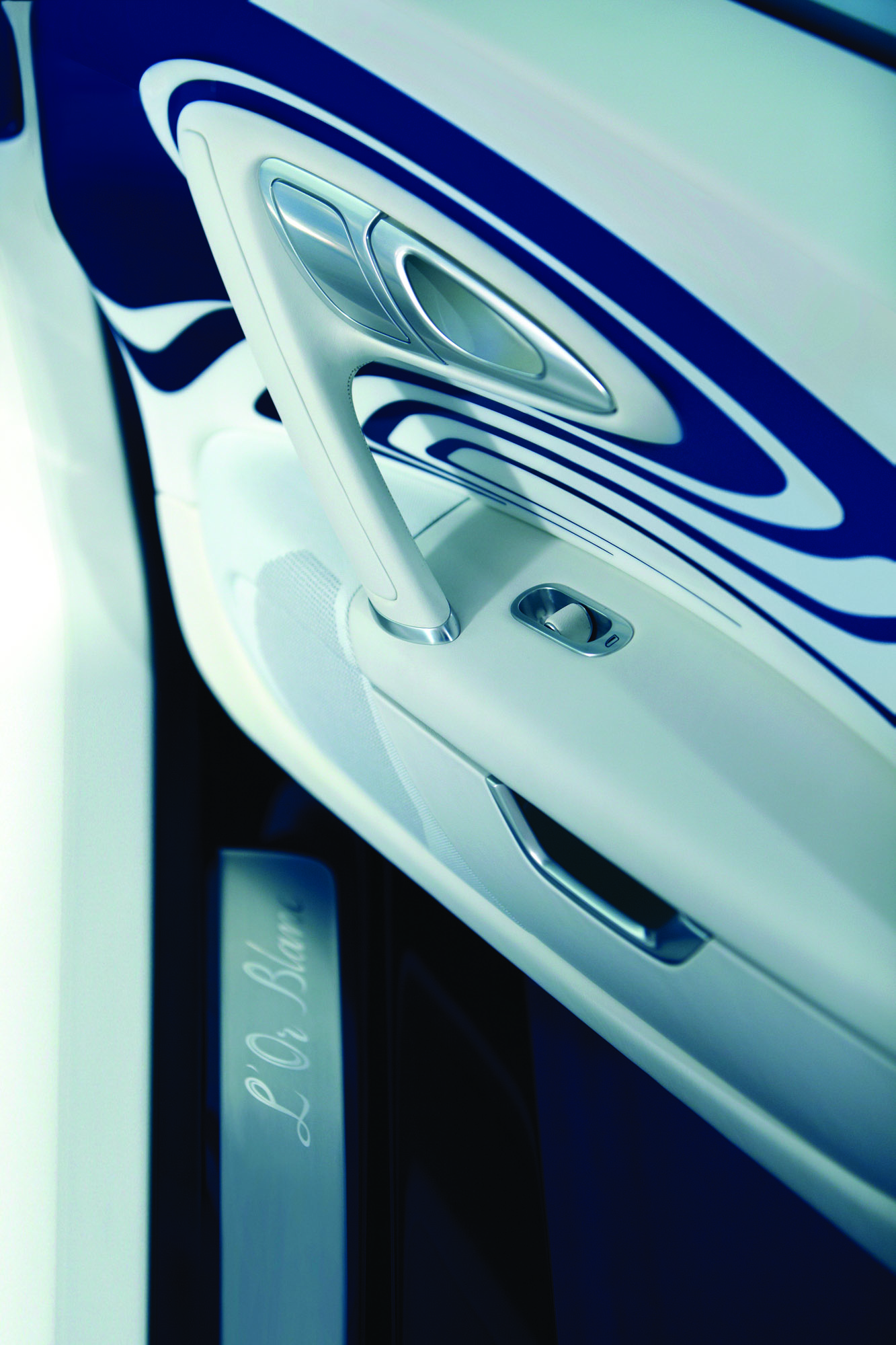 Bugatti Veyron Grand Sport LOr Blanc photo #24