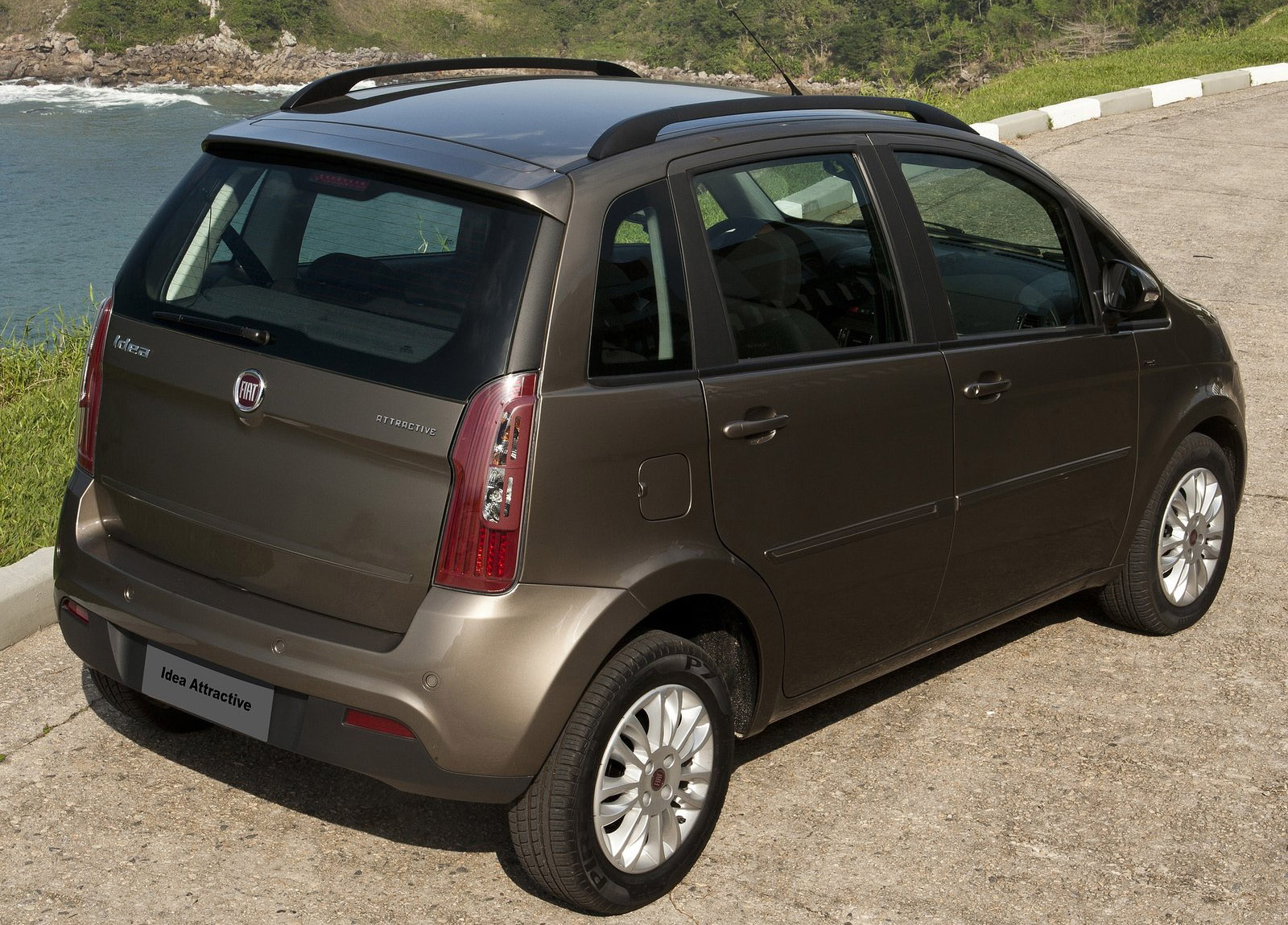Fiat Idea photo #12