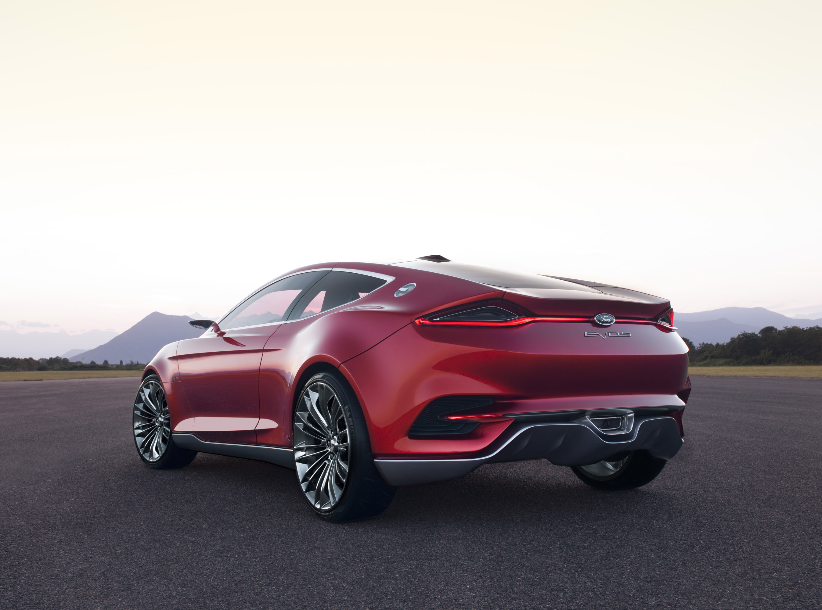 Ford Evos Concept photo #18