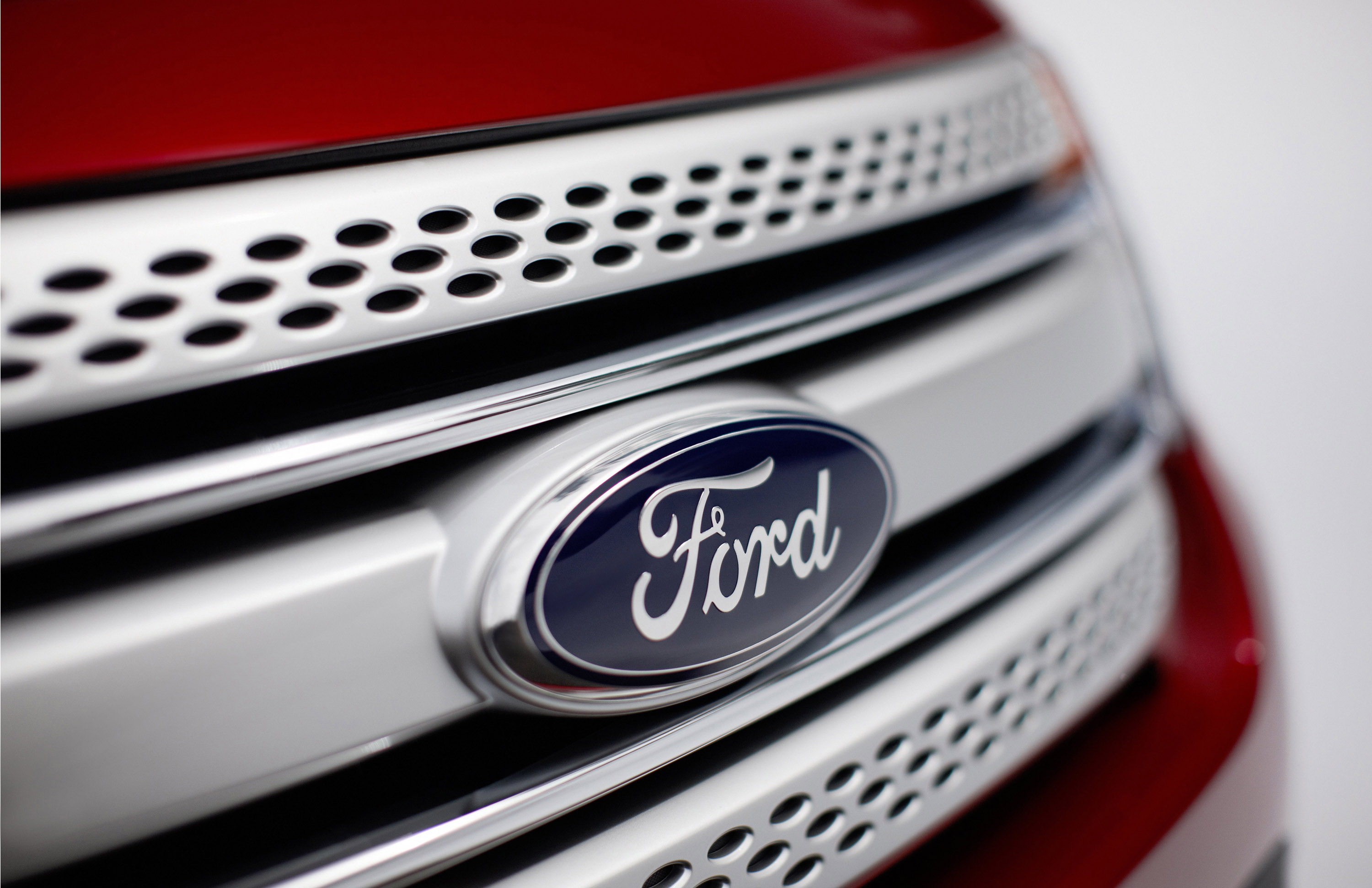 Ford Explorer photo #31