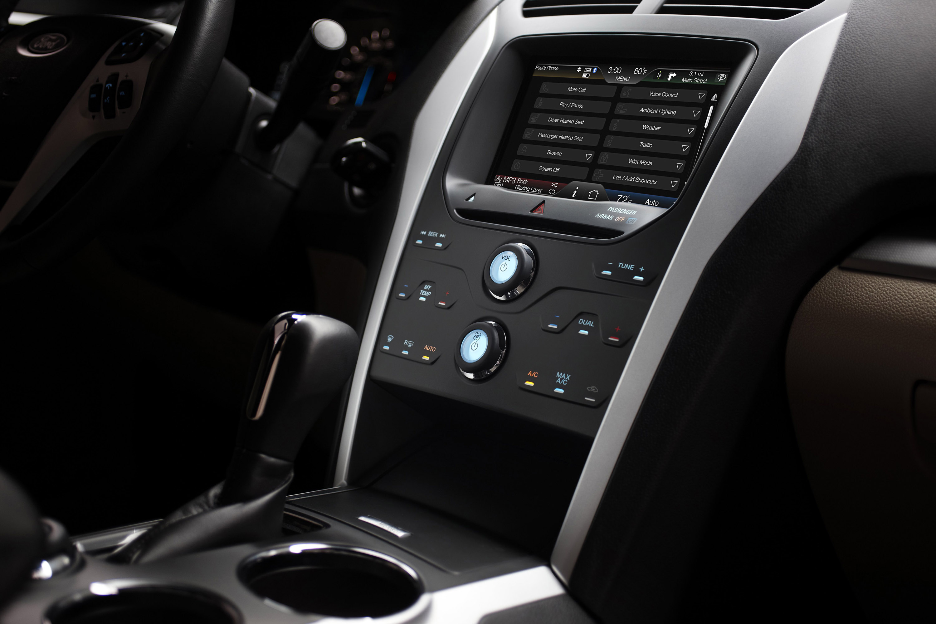 Ford Explorer photo #46