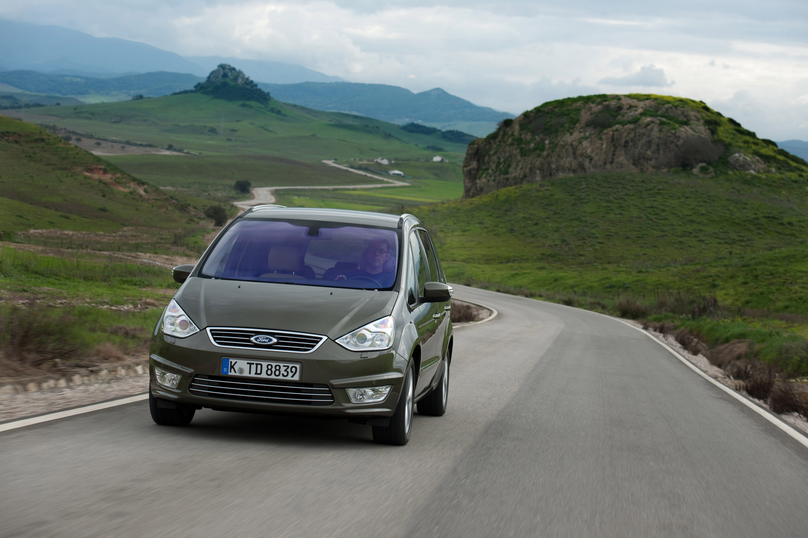 Ford Galaxy photo #7