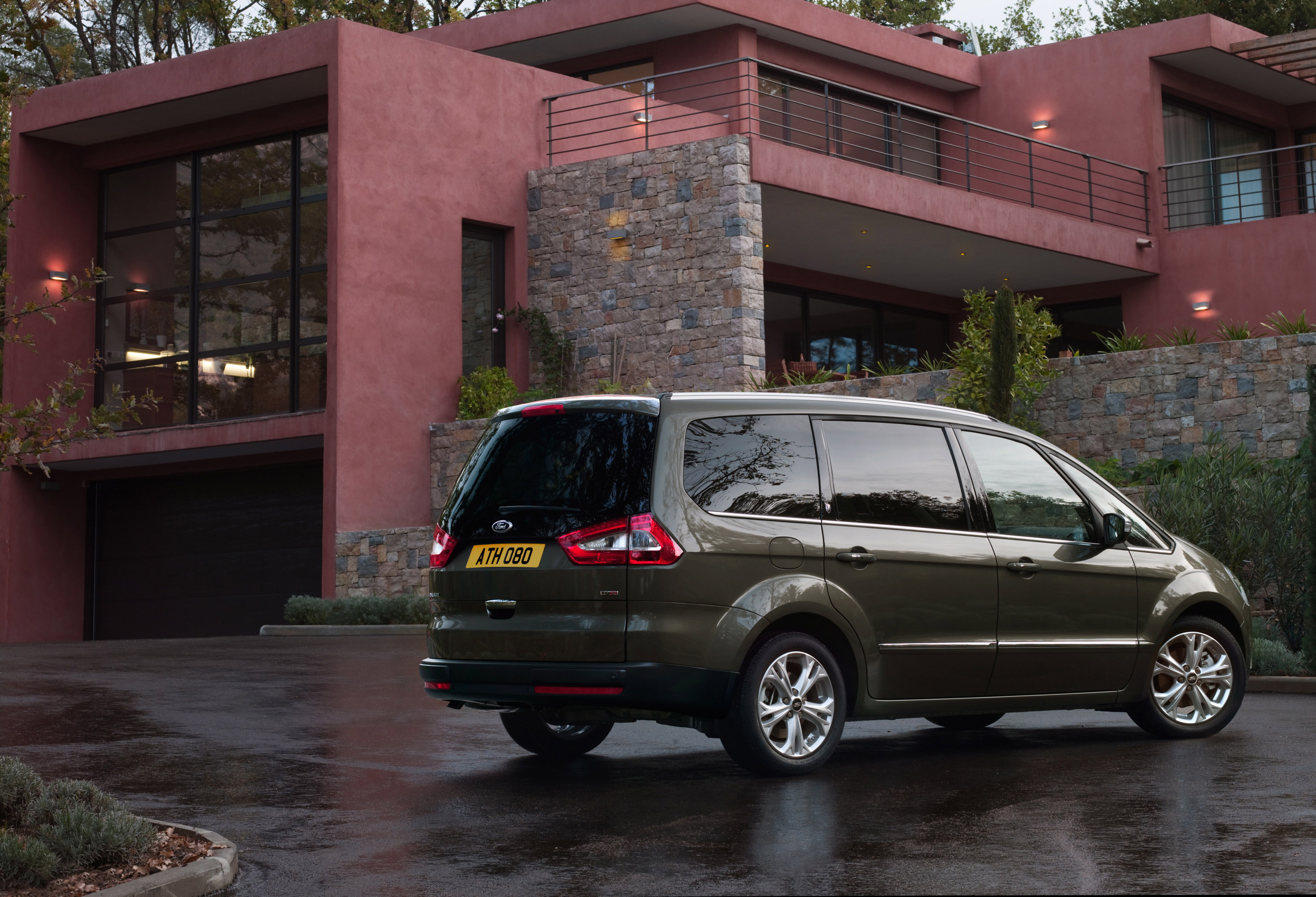 Ford Galaxy photo #11
