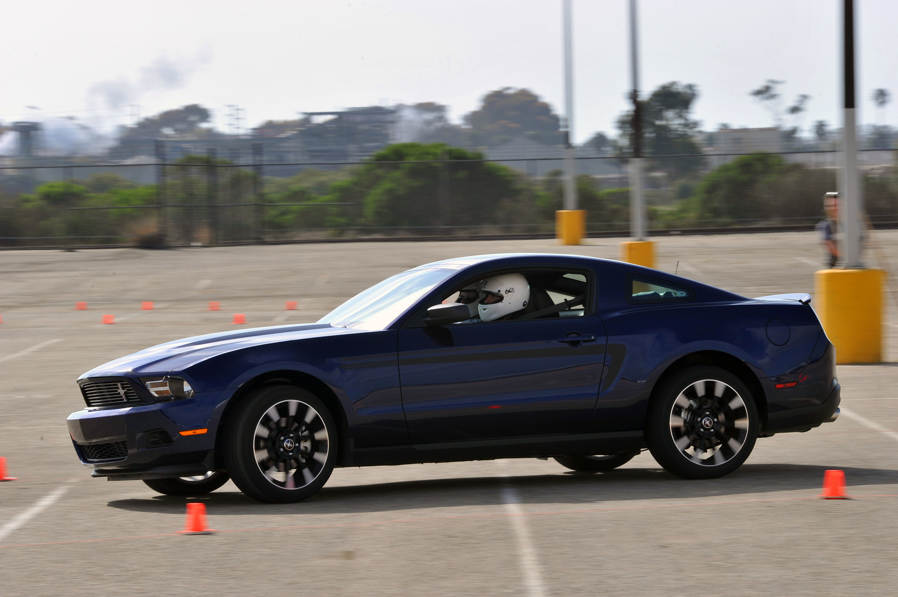 Ford Mustang GT photo #23