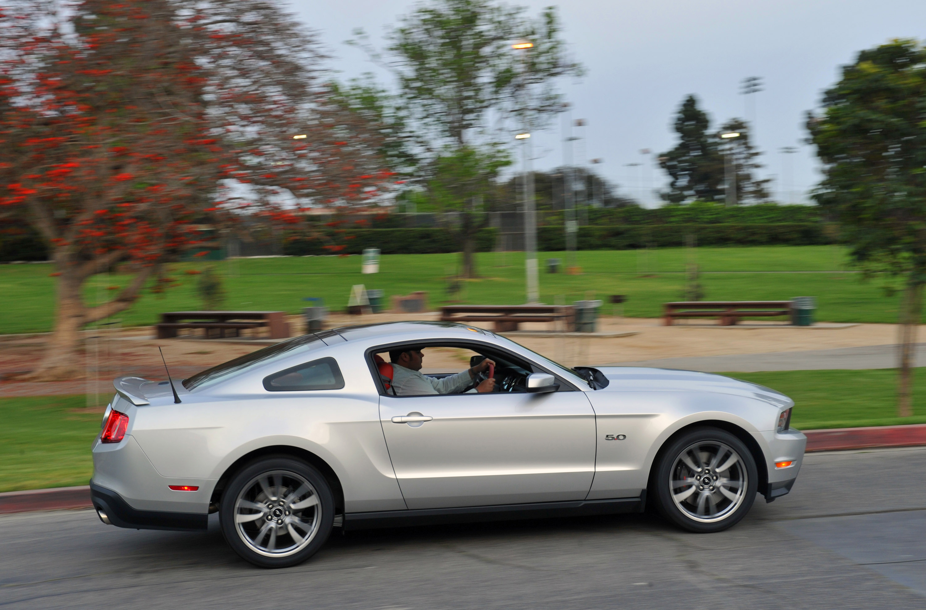 Ford Mustang GT photo #40