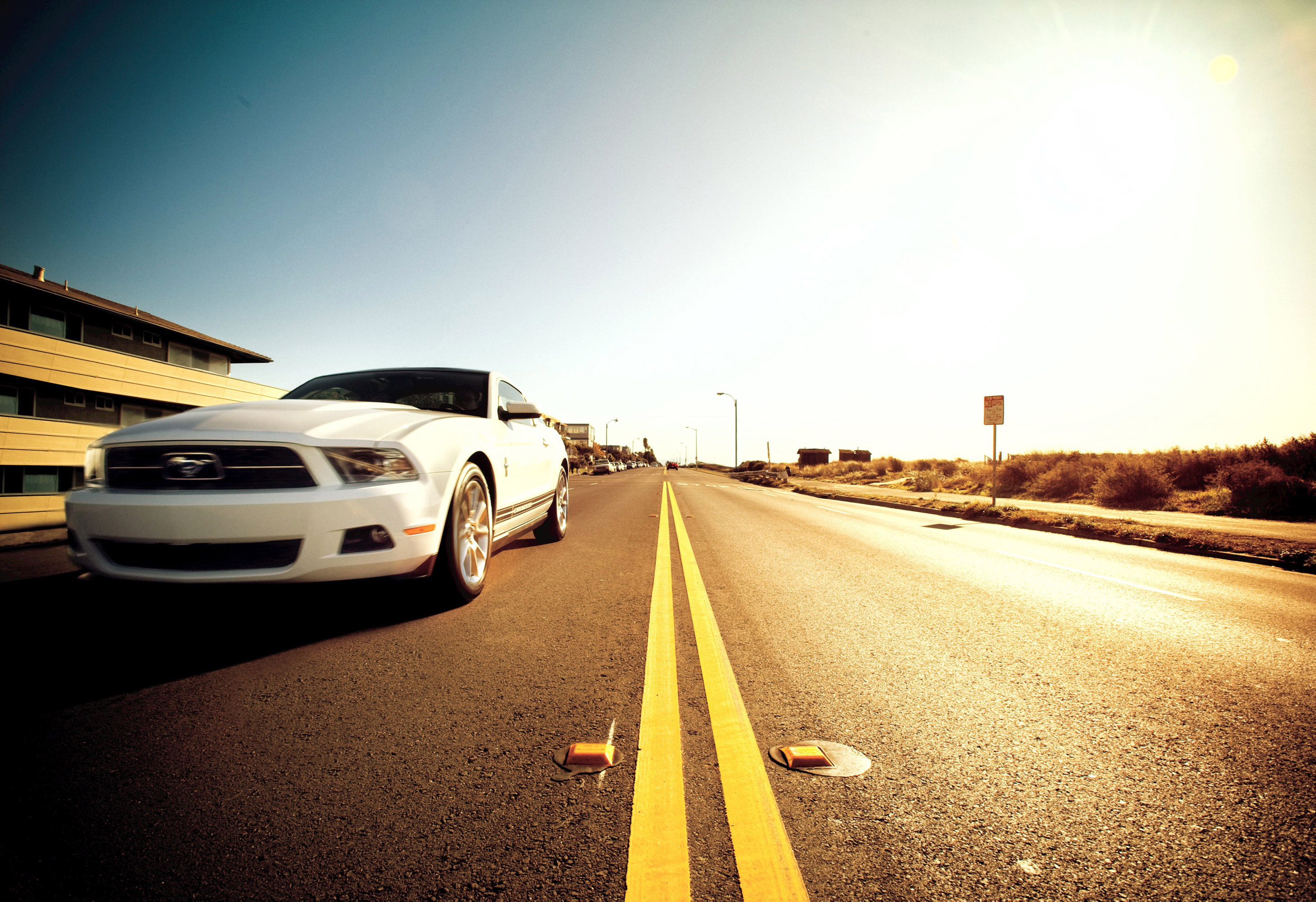 Ford Mustang V-6 photo #34