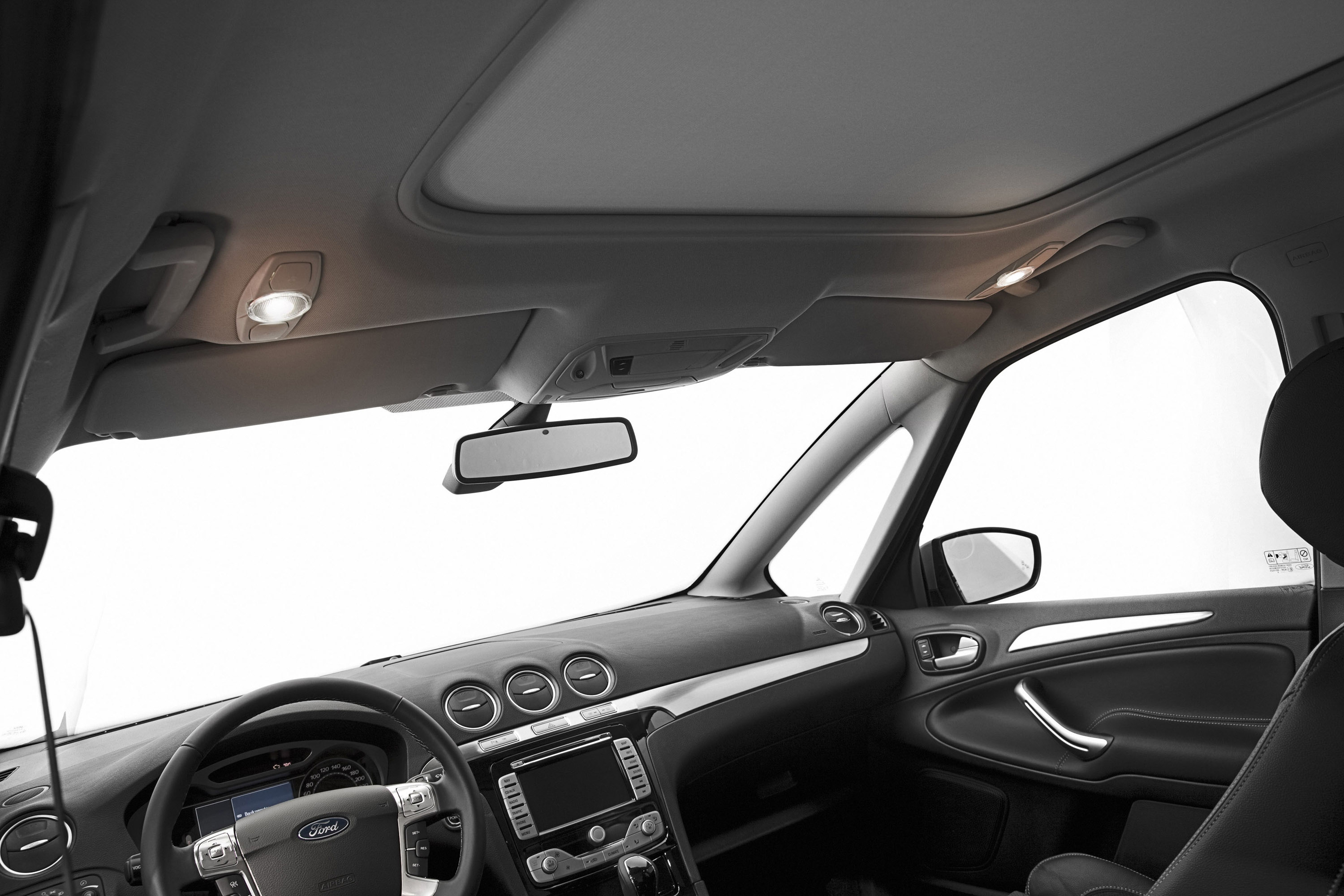 Ford S-MAX photo #19