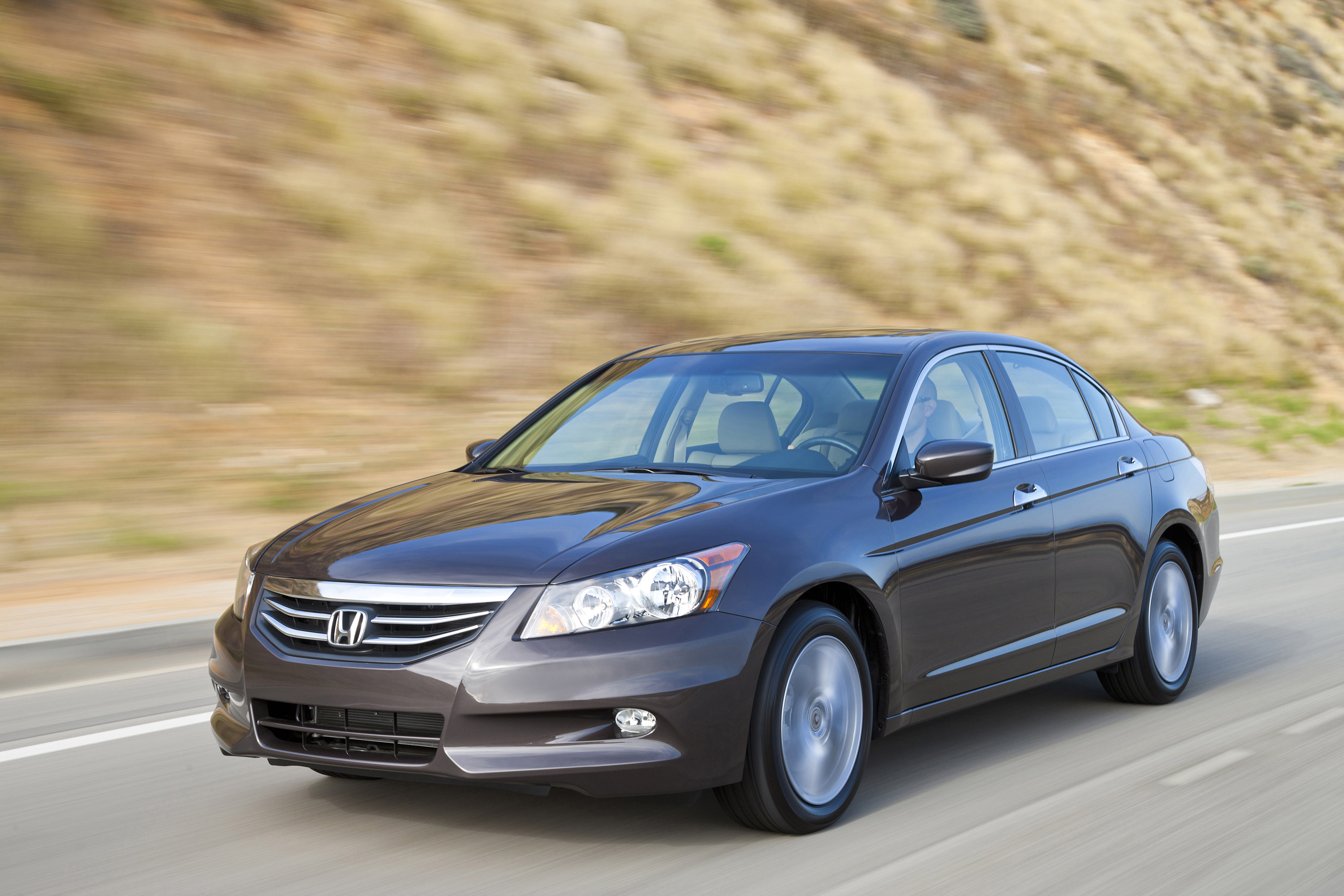 Honda Accord photo #8