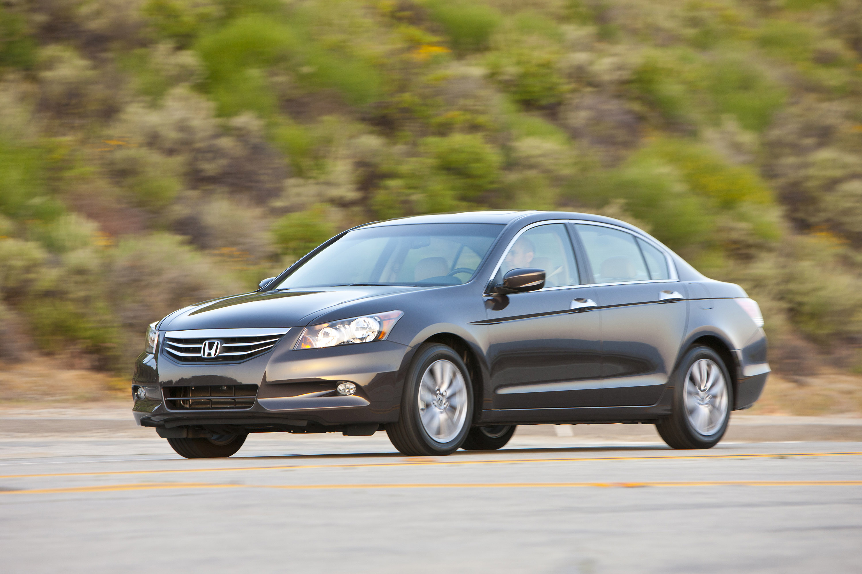 Honda Accord photo #9