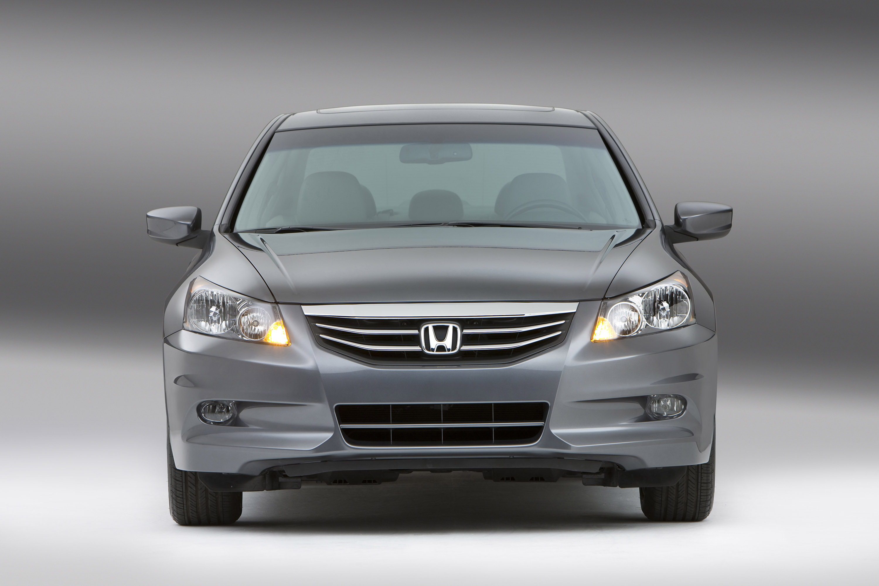 Honda Accord photo #17