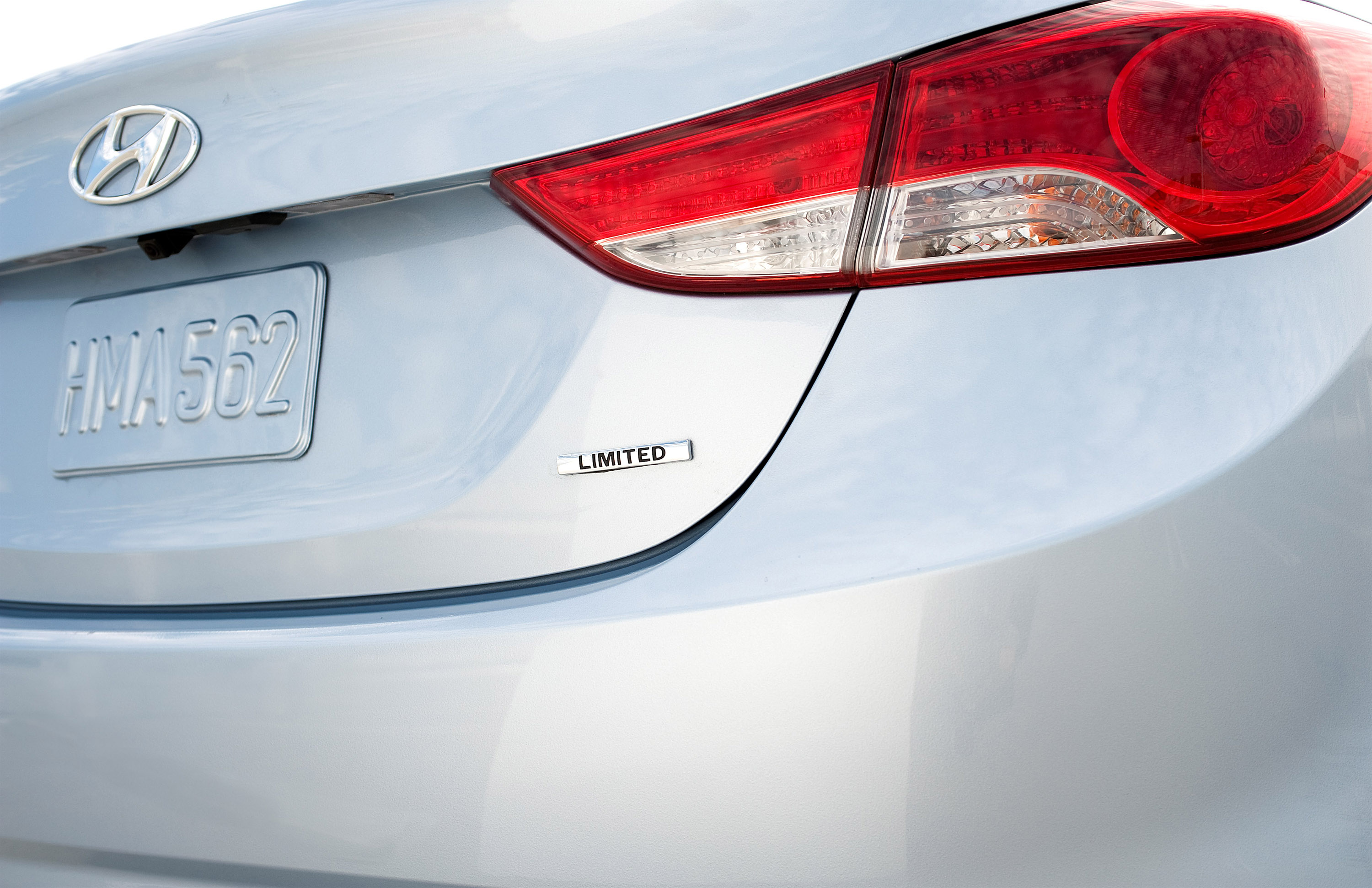 Hyundai Elantra photo #17