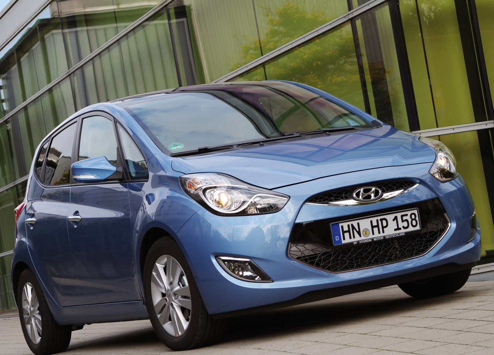 Hyundai ix20 photo #23