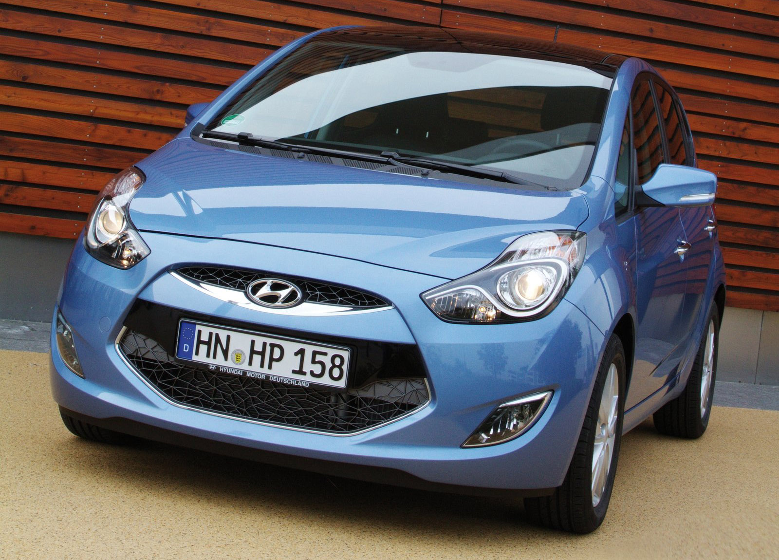 Hyundai ix20 photo #26