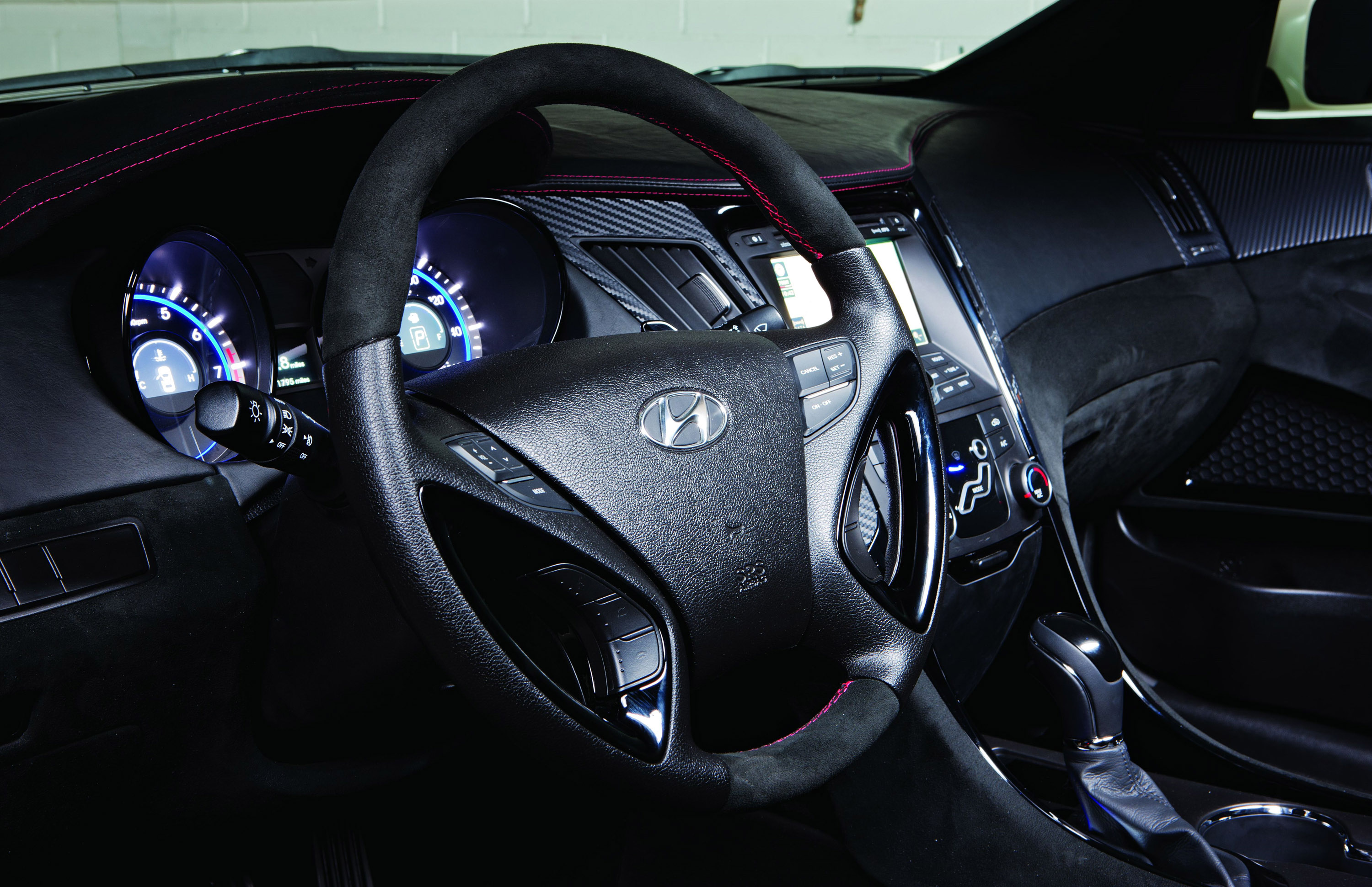 Hyundai Sonata 2.0T photo #24