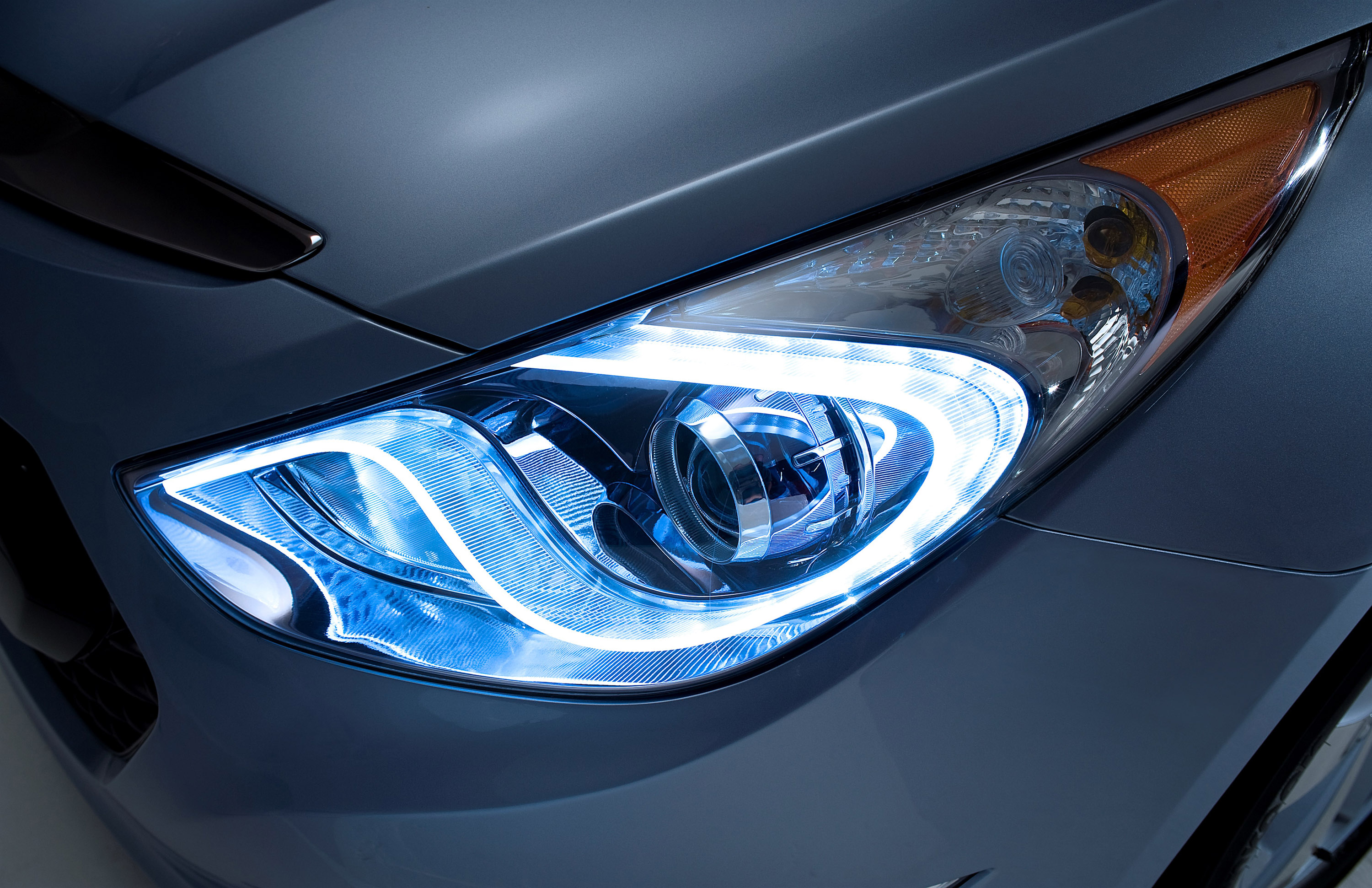 Hyundai Sonata Hybrid photo #18