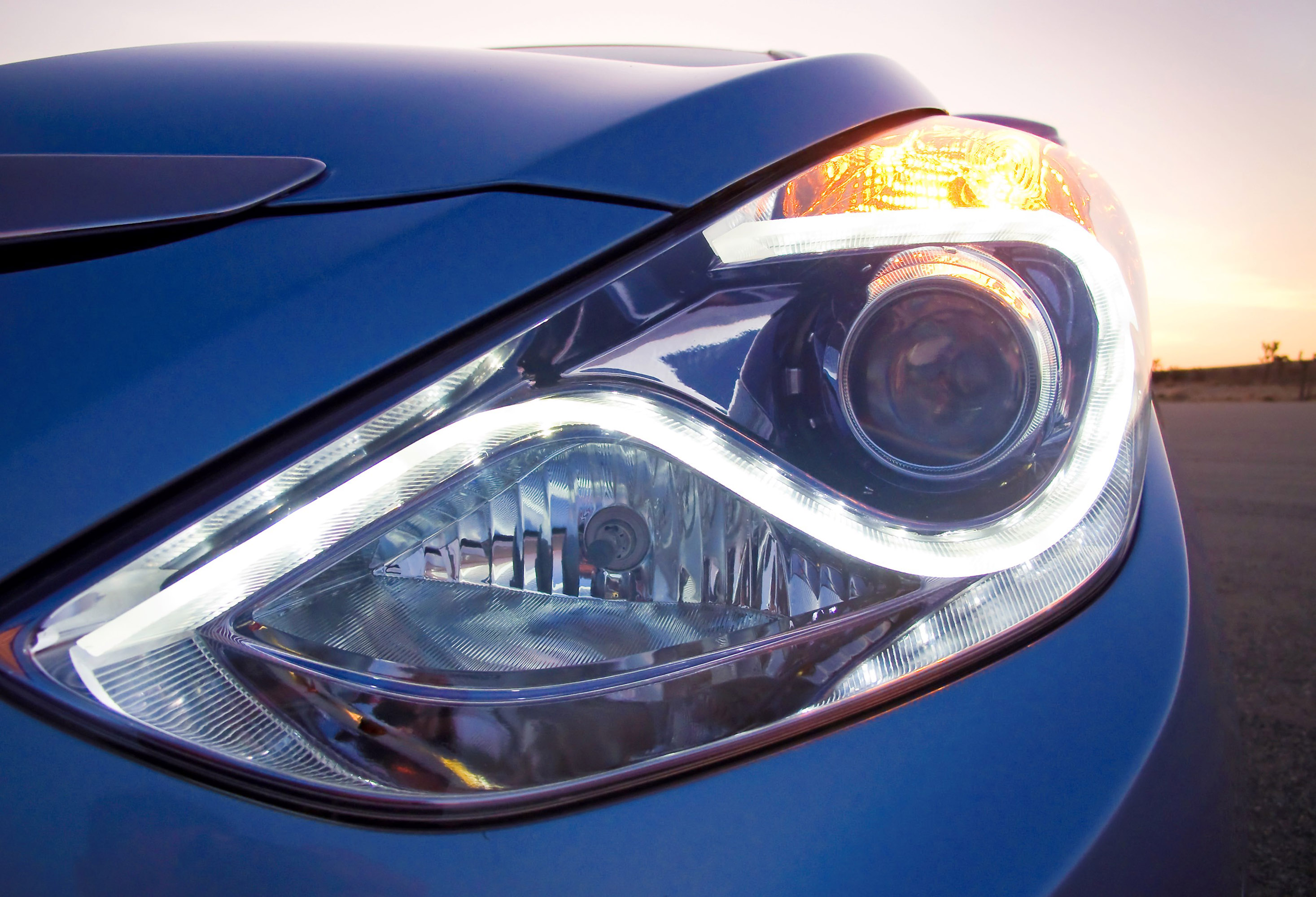 Hyundai Sonata Hybrid photo #19