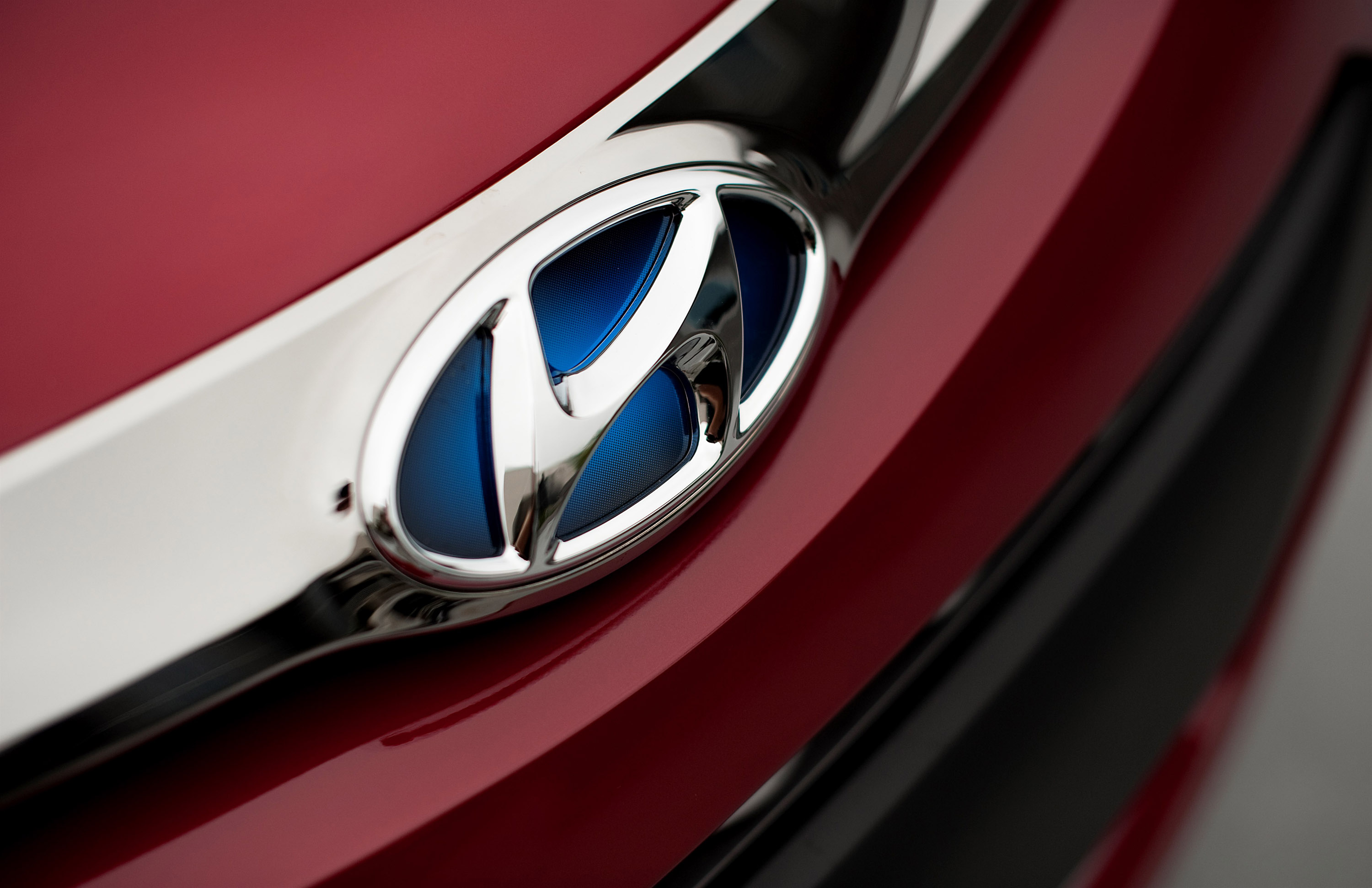 Hyundai Sonata Hybrid photo #26