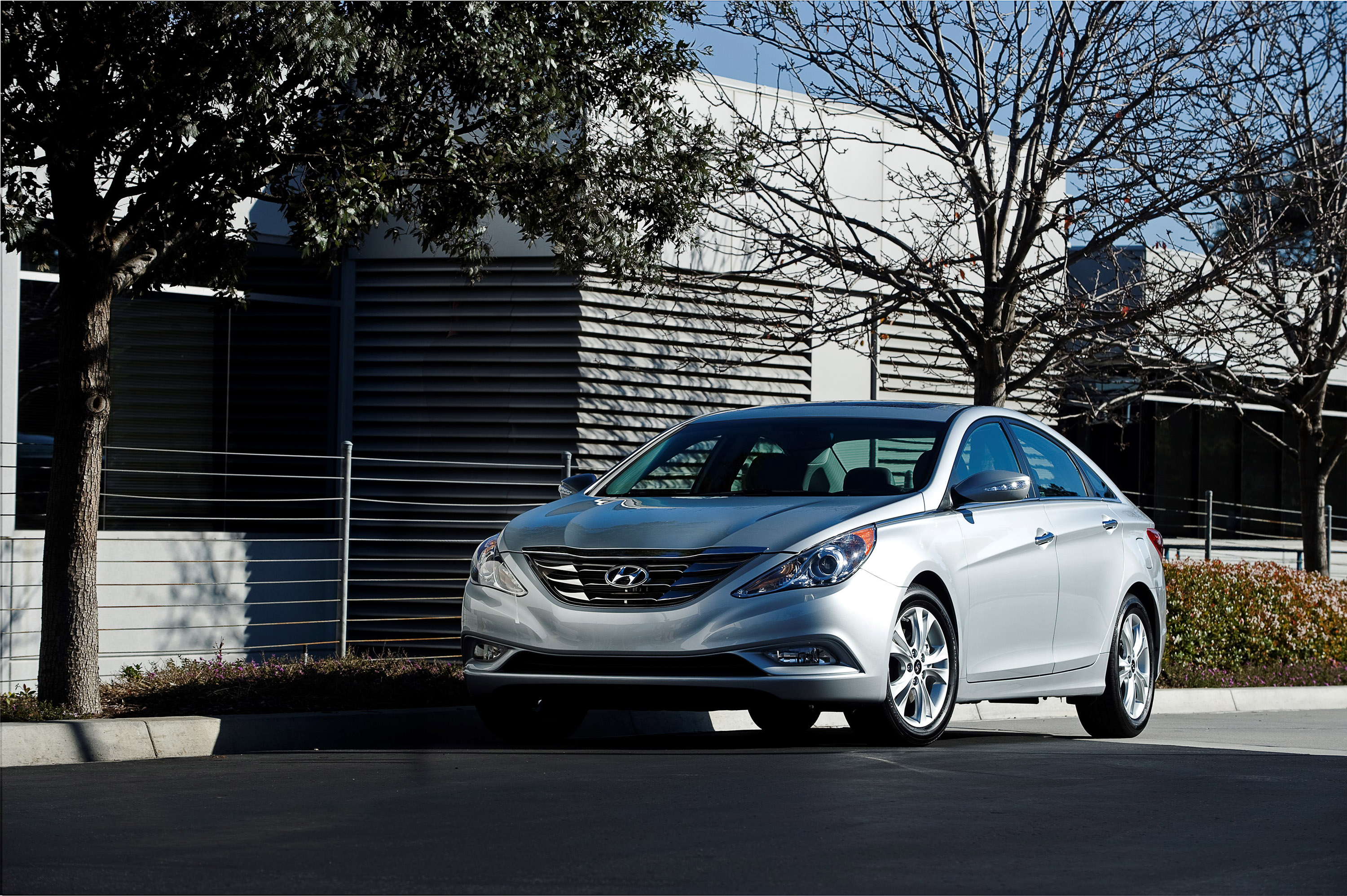 Hyundai Sonata photo #4