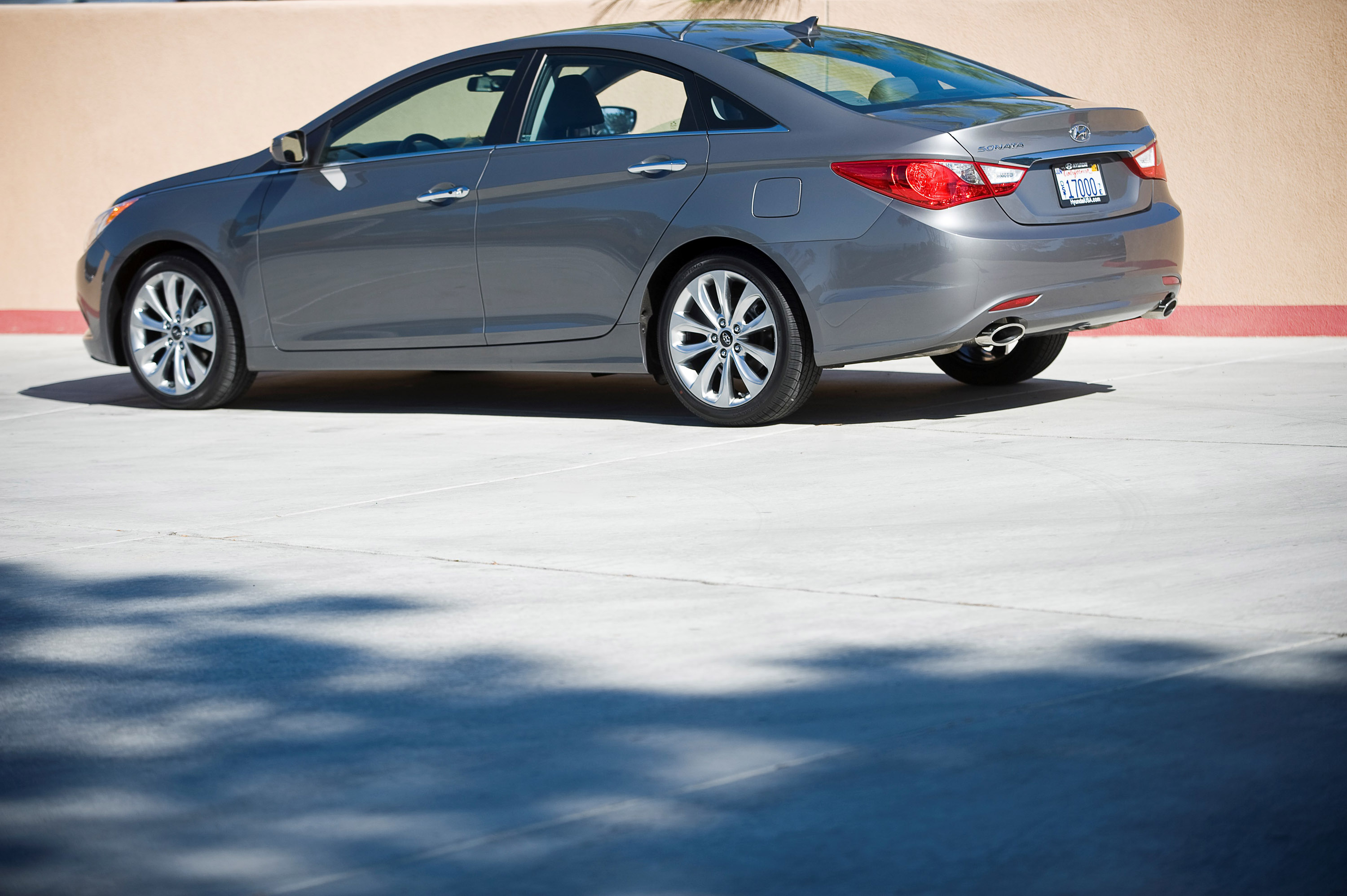 Hyundai Sonata photo #31