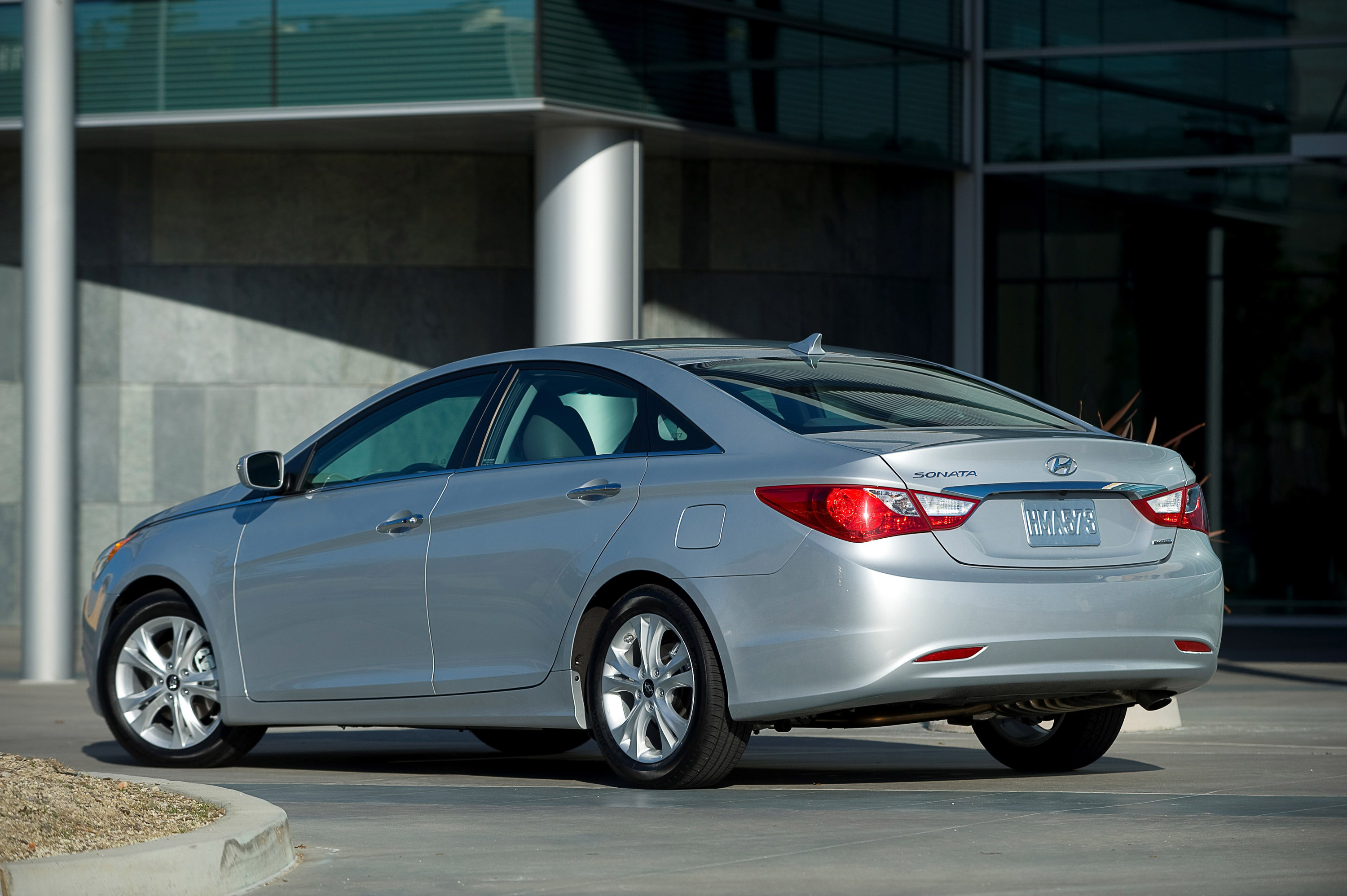 Hyundai Sonata photo #32