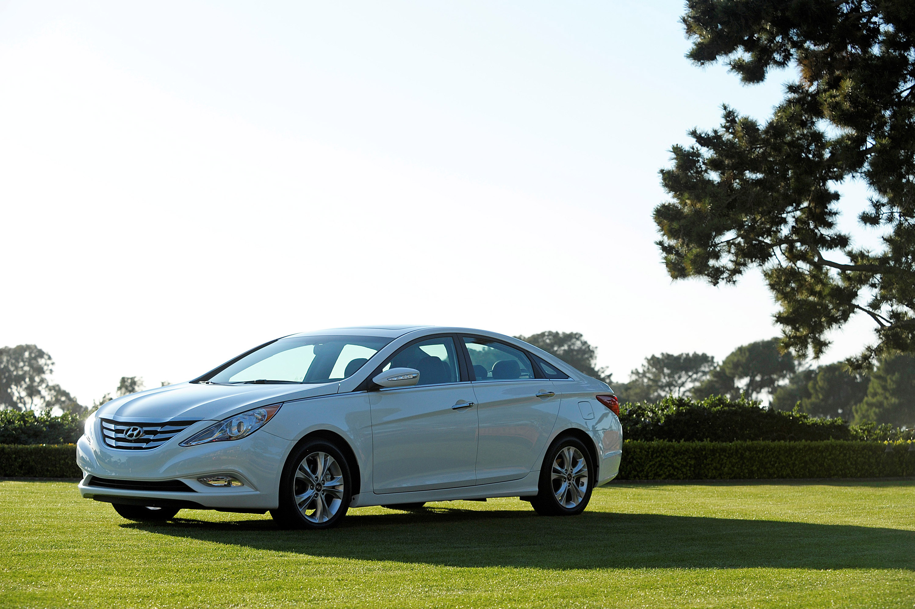 Hyundai Sonata photo #33