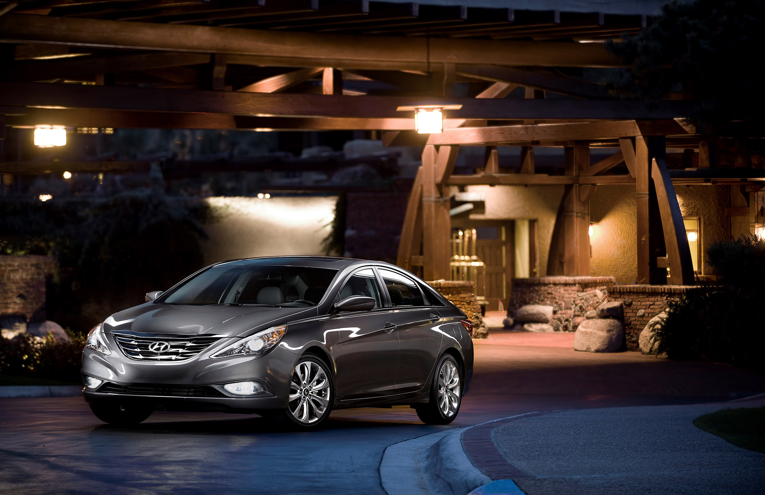 Hyundai Sonata photo #37