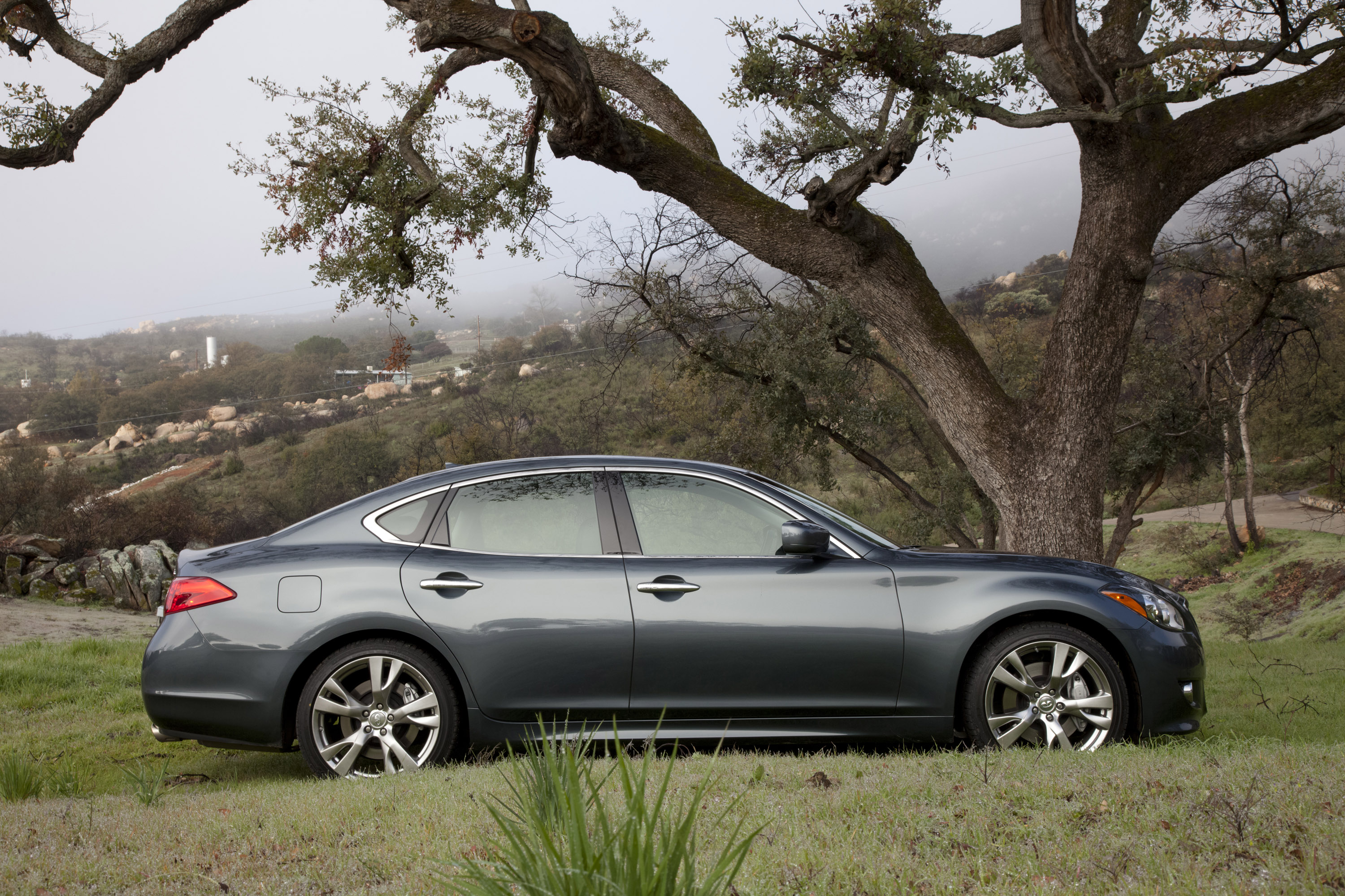 Infiniti M photo #20