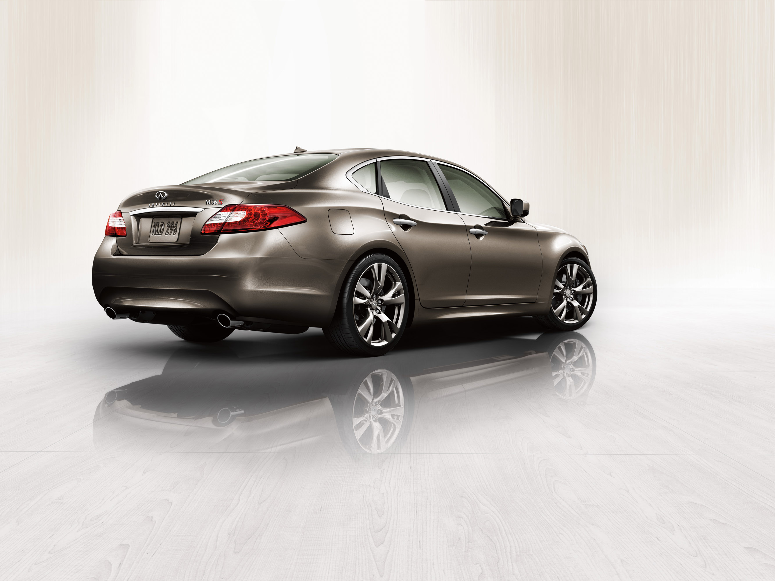 Infiniti M photo #24