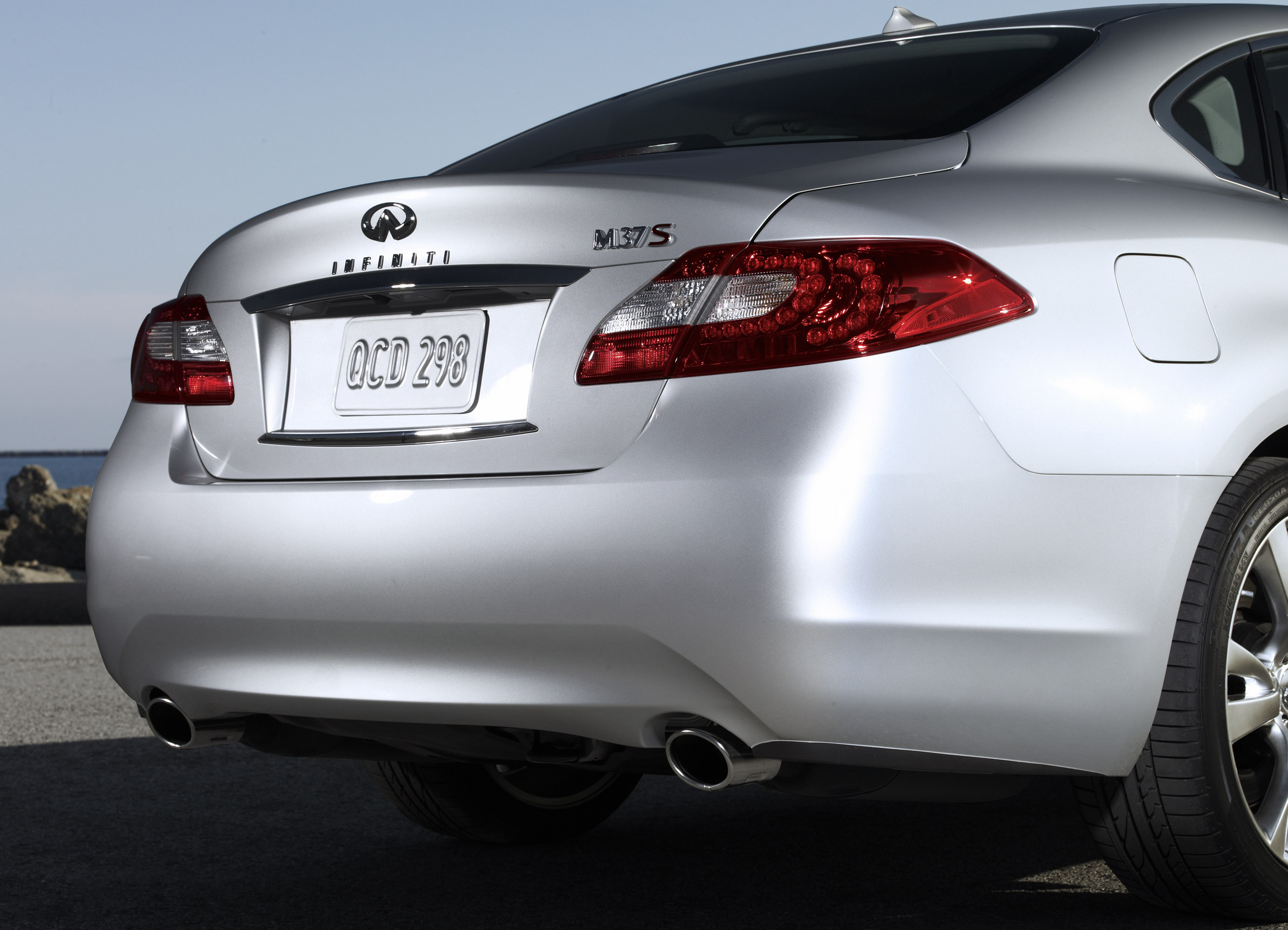 Infiniti M photo #41