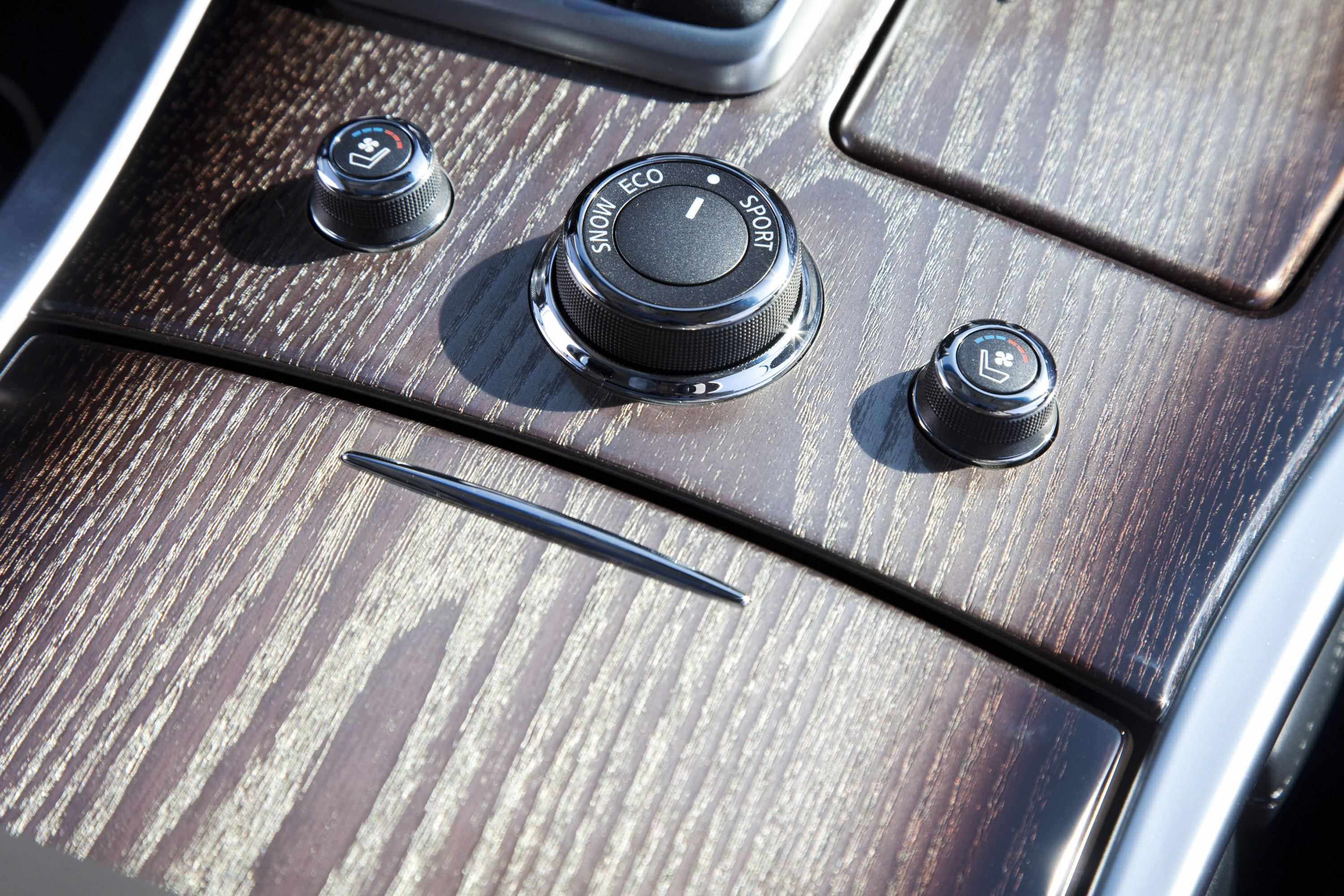 Infiniti M photo #51